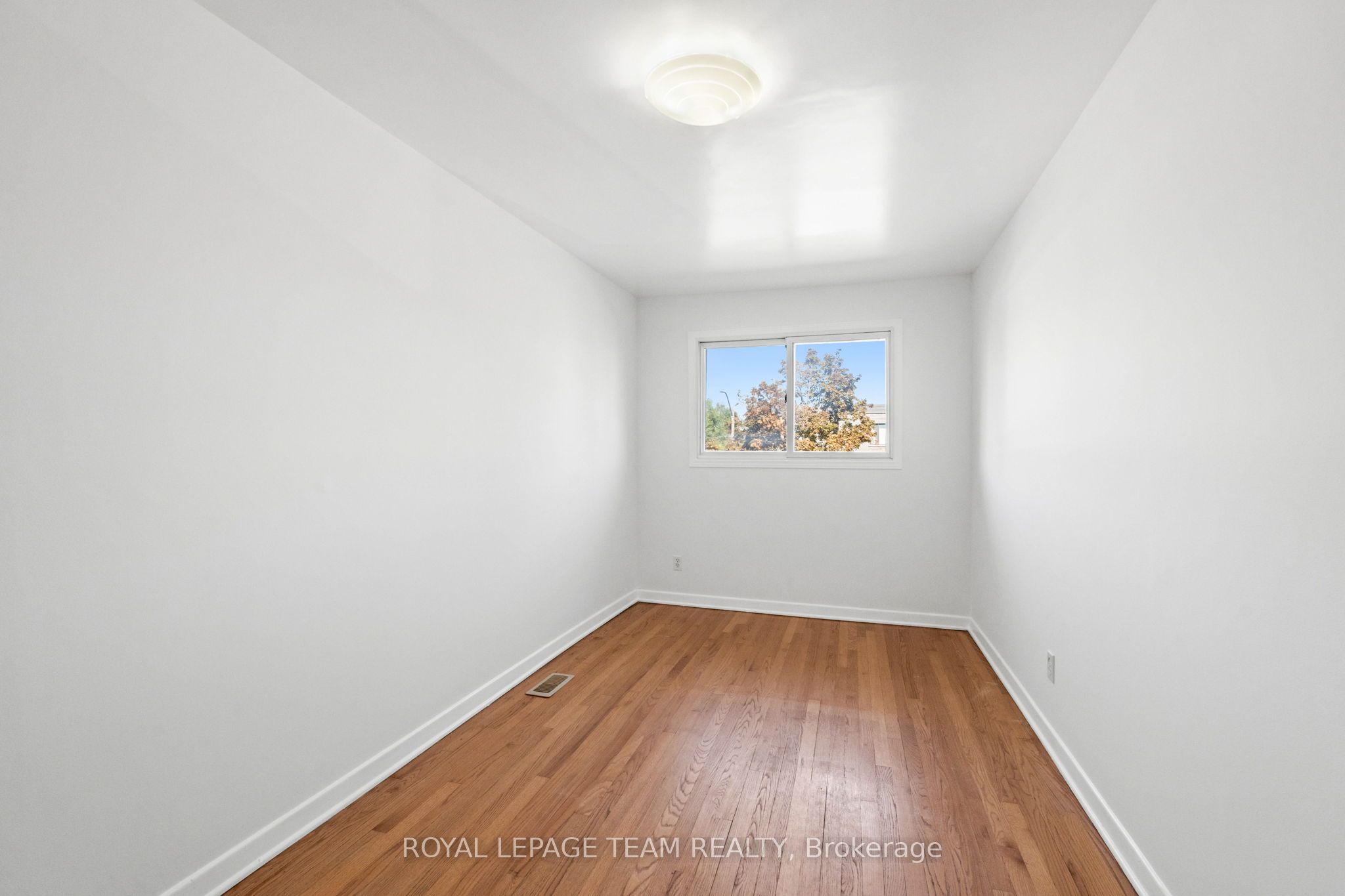 1308 Summerville Avenue Property Photo 29