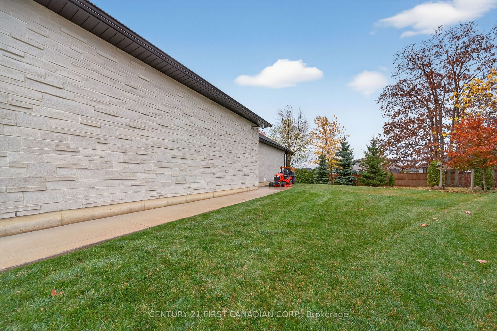 113 Macdonald Street Property Photo 35