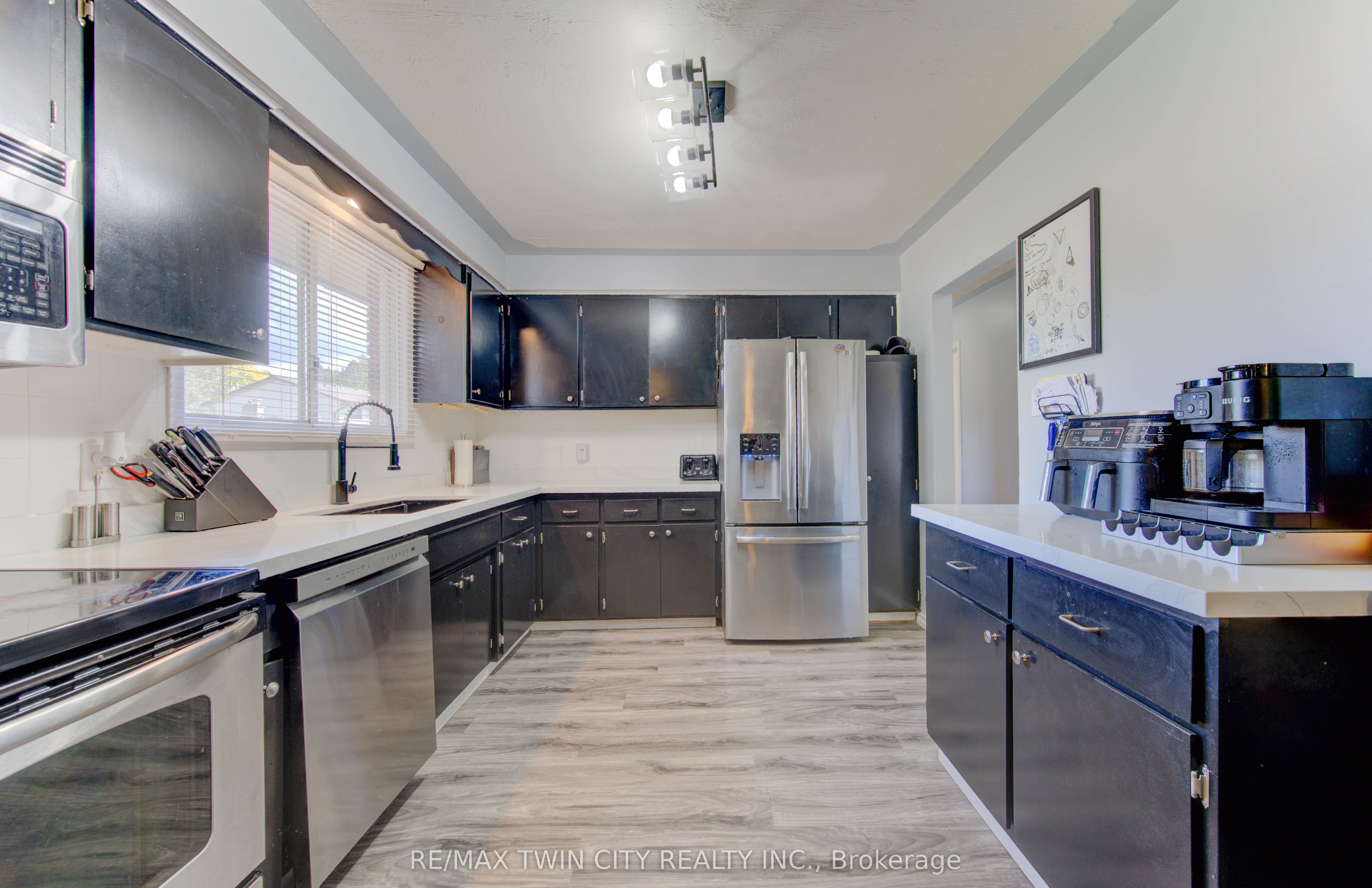 320 Country Hill Drive Property Photo 17