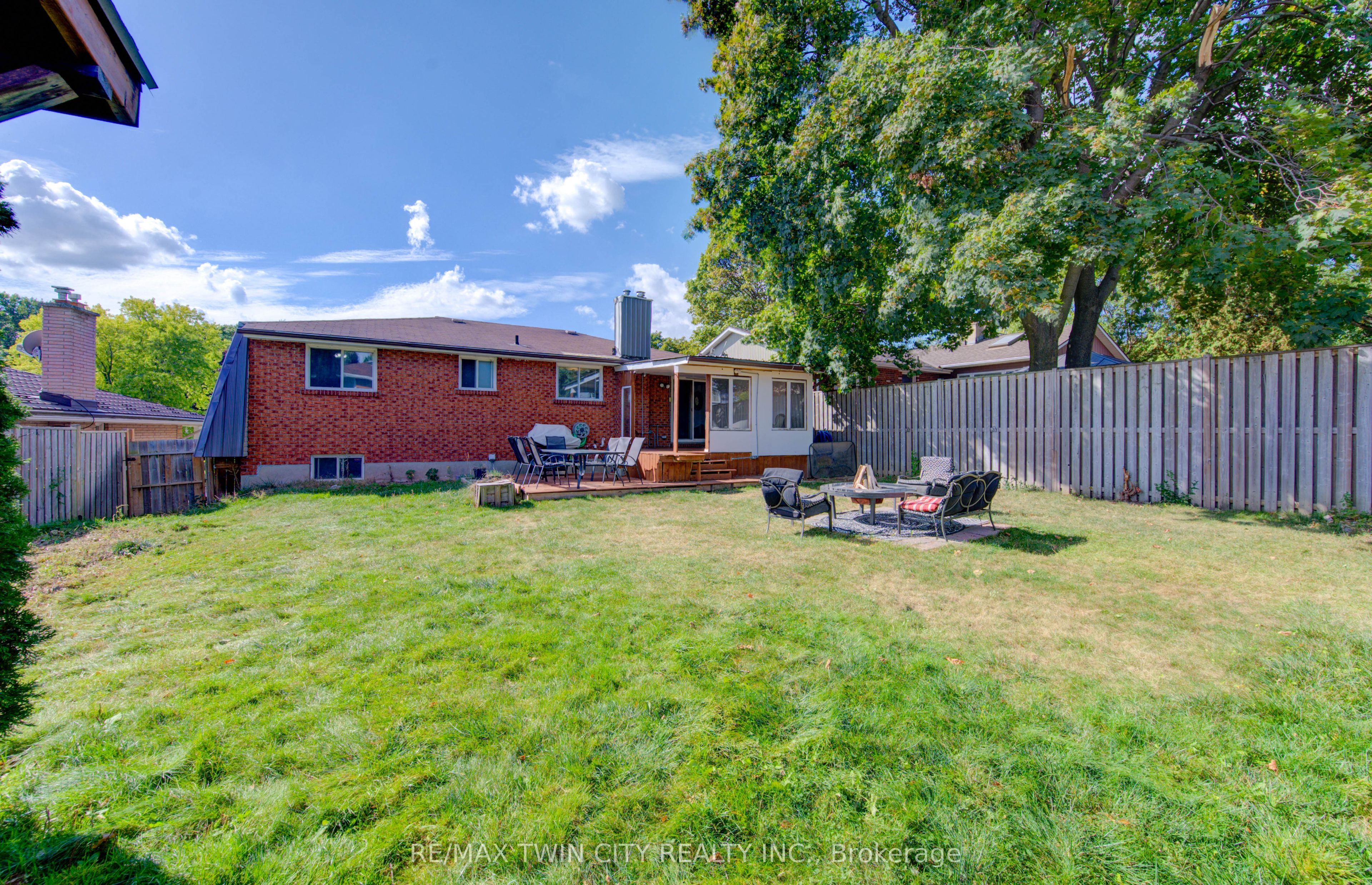 320 Country Hill Drive Property Photo 35