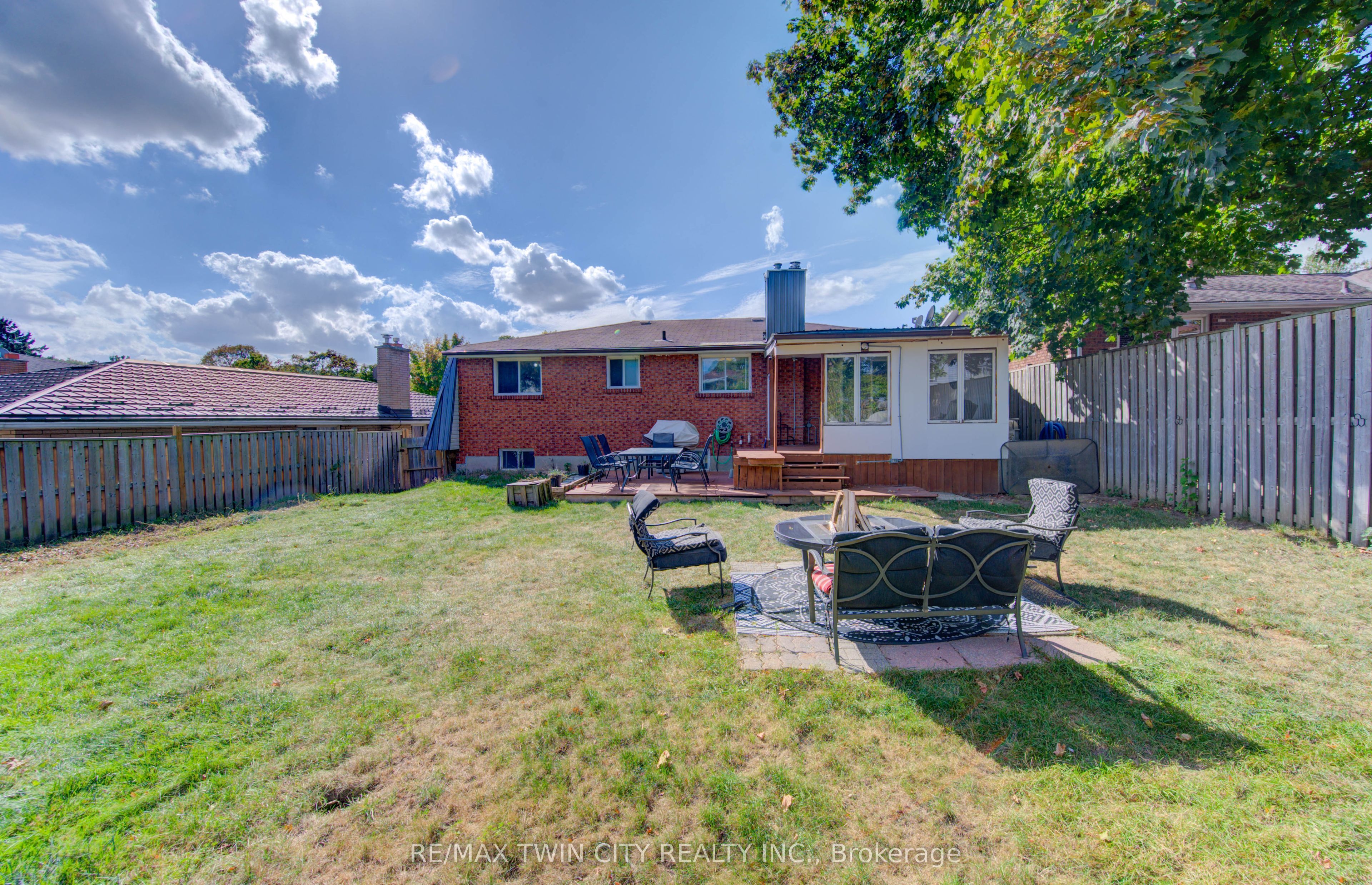 320 Country Hill Drive Property Photo 36