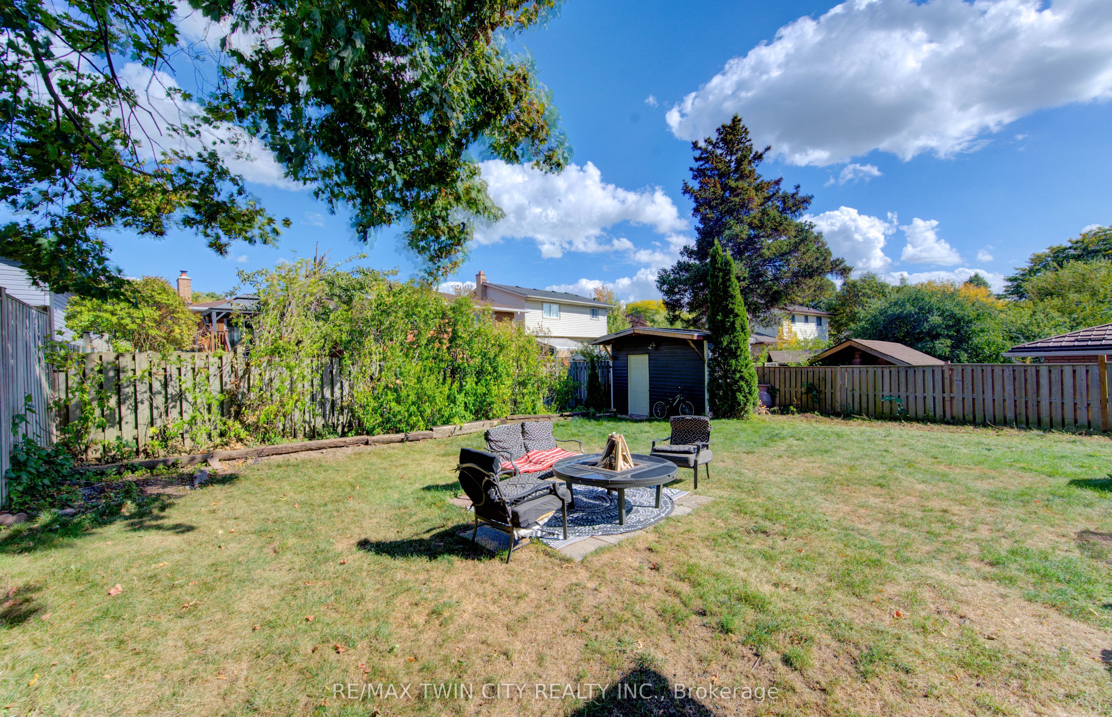 320 Country Hill Drive Property Photo 37