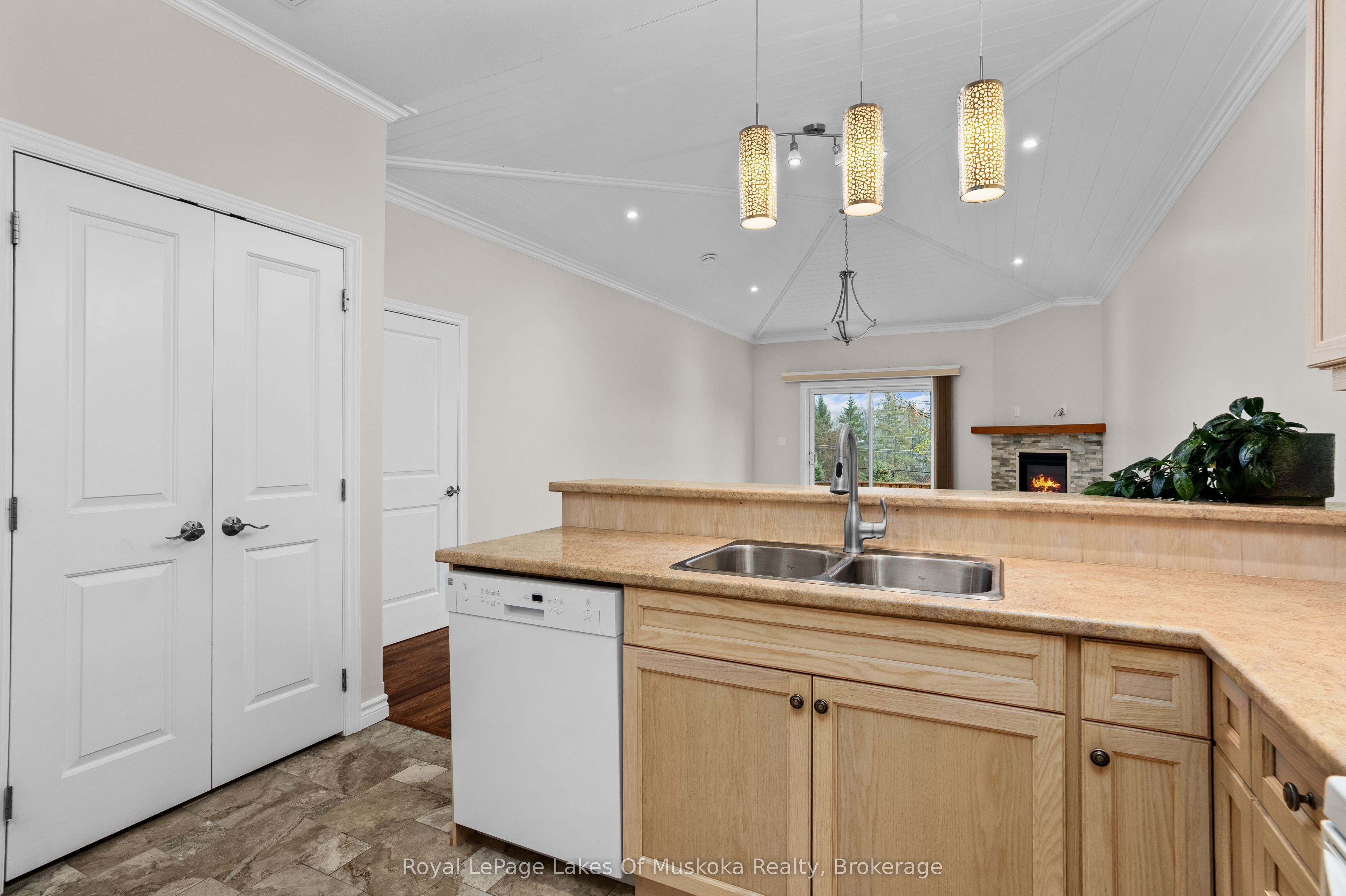 5 Jordan Lane 8 Property Photo 13