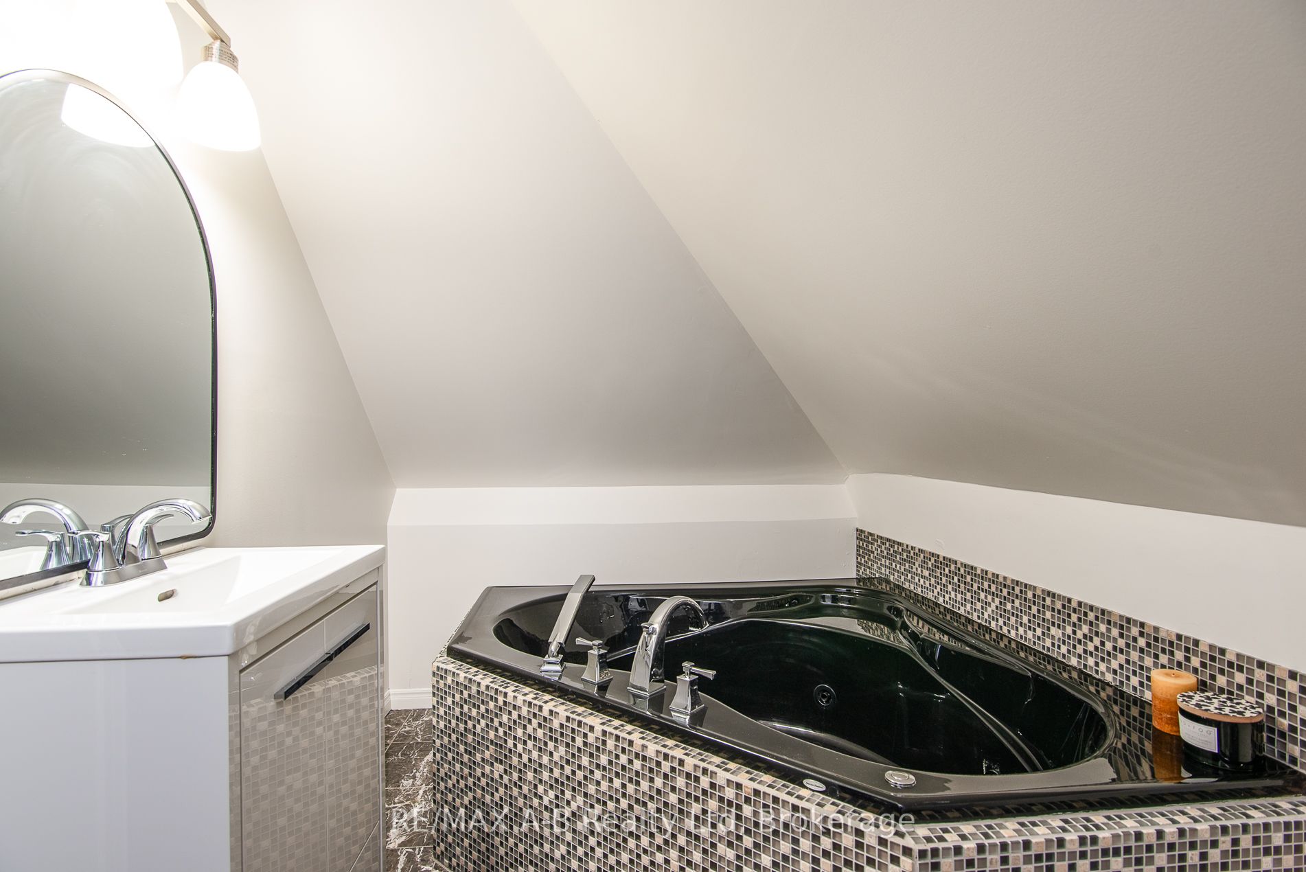 131 Mill Street Property Photo 30