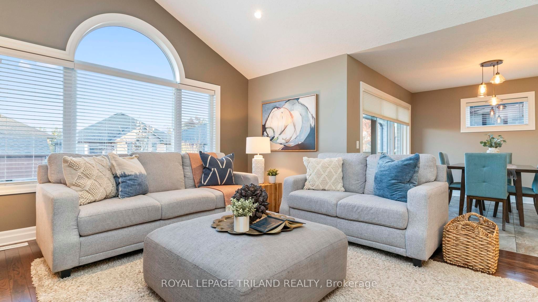 693 Newman Drive Property Photo 6