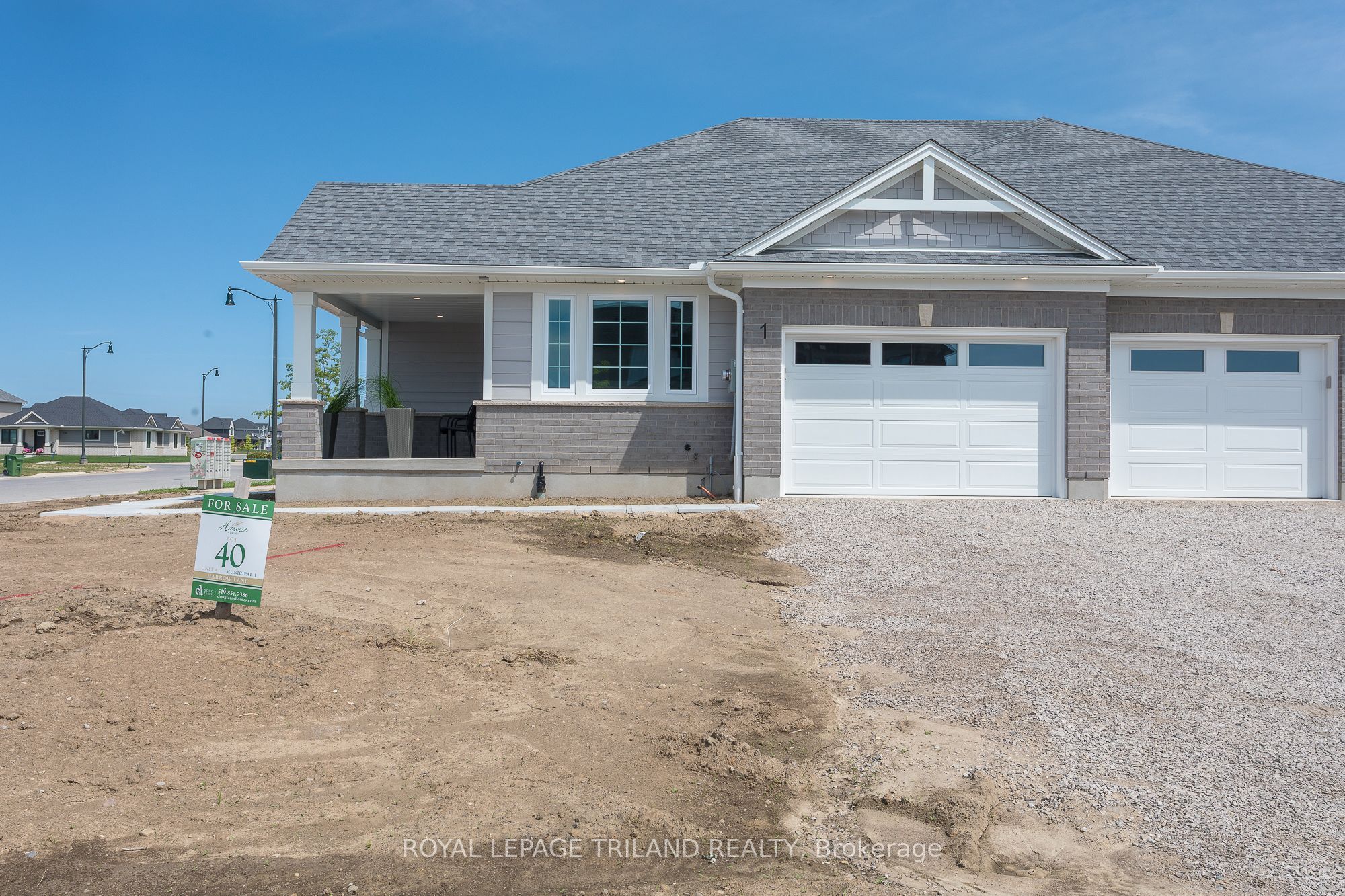 67 Harrow Ln Property Photo 3