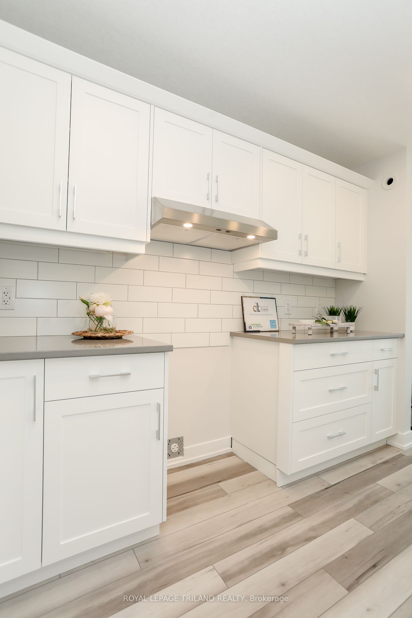 67 Harrow Ln Property Photo 13