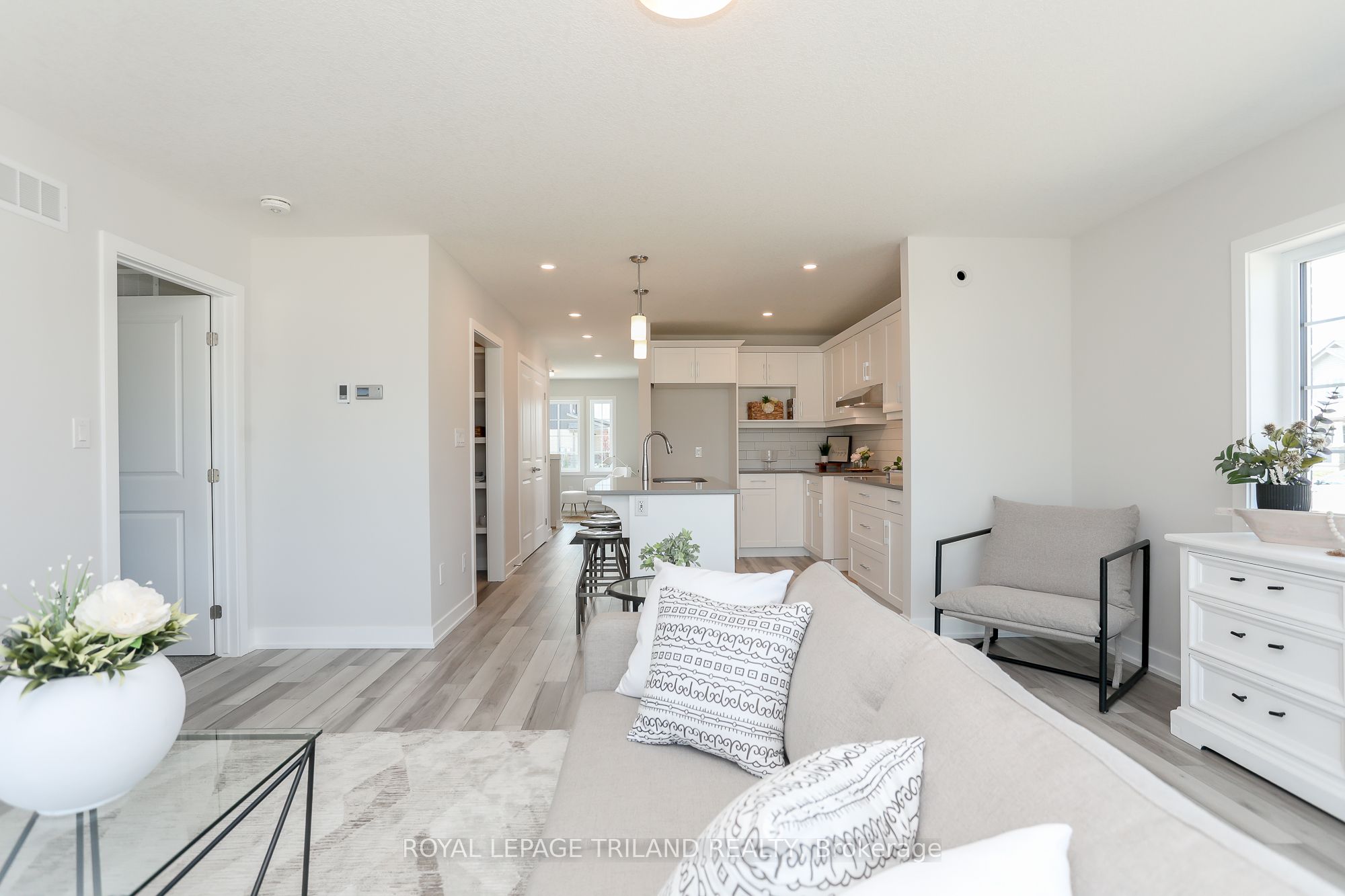 67 Harrow Ln Property Photo 22