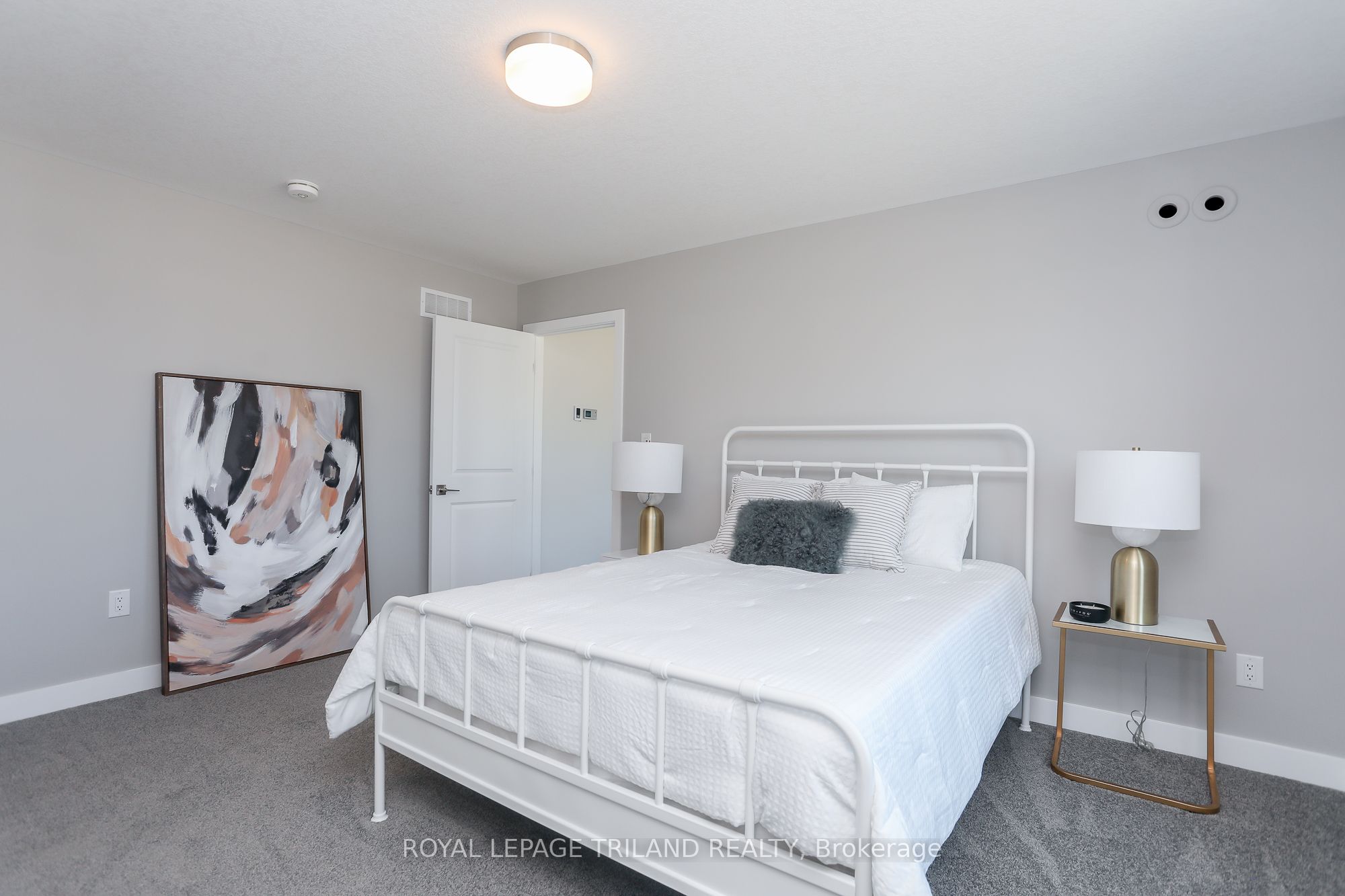 67 Harrow Ln Property Photo 25