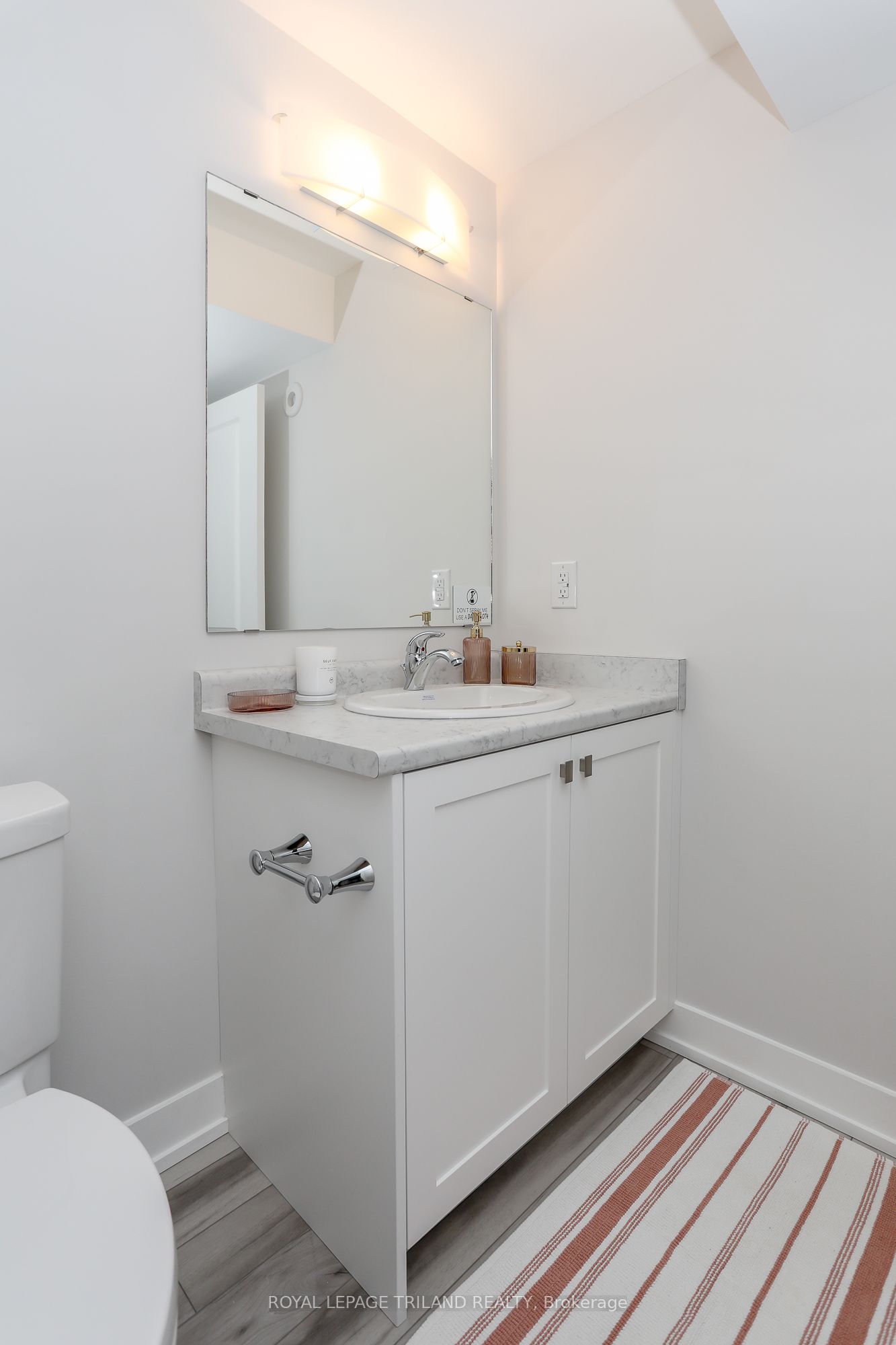 67 Harrow Ln Property Photo 46