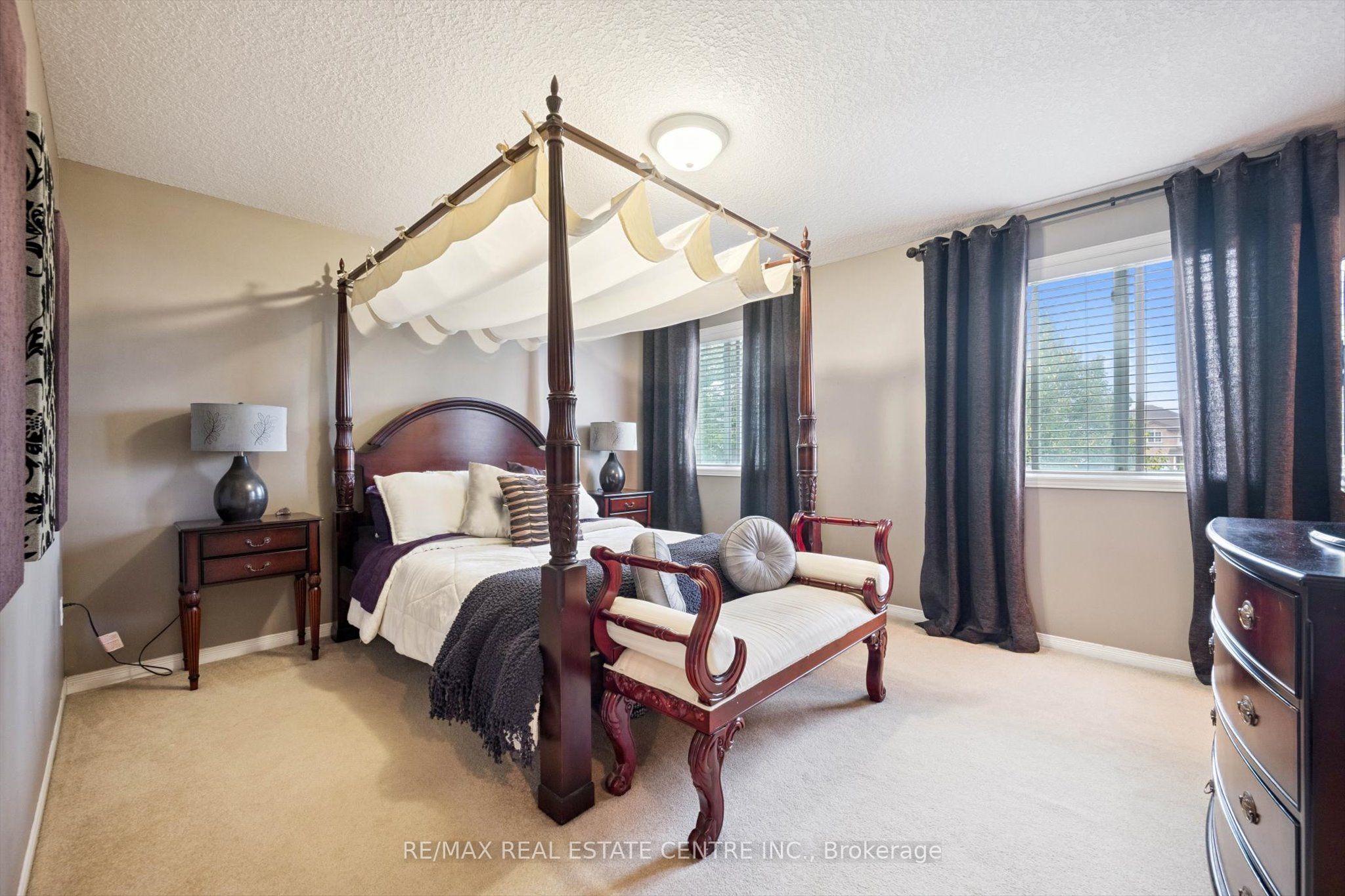 394 Sauve Crescent Property Photo 18