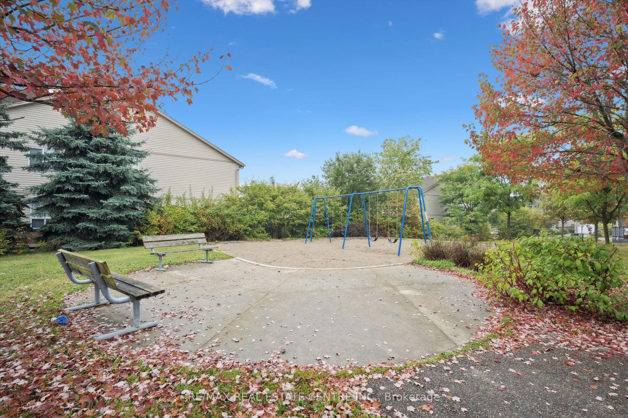 394 Sauve Crescent Property Photo 31