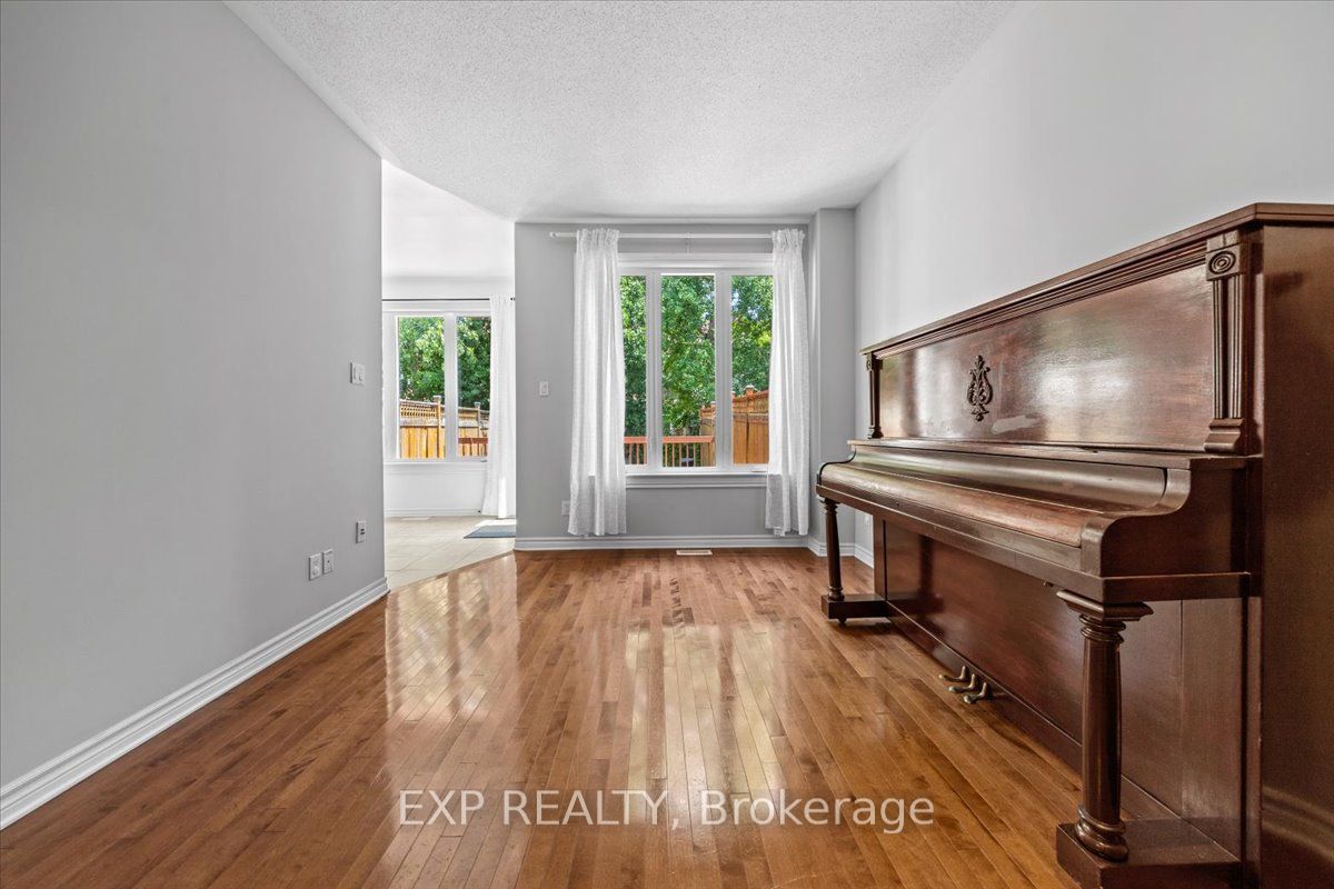 264 Bradwell Way Property Photo 11