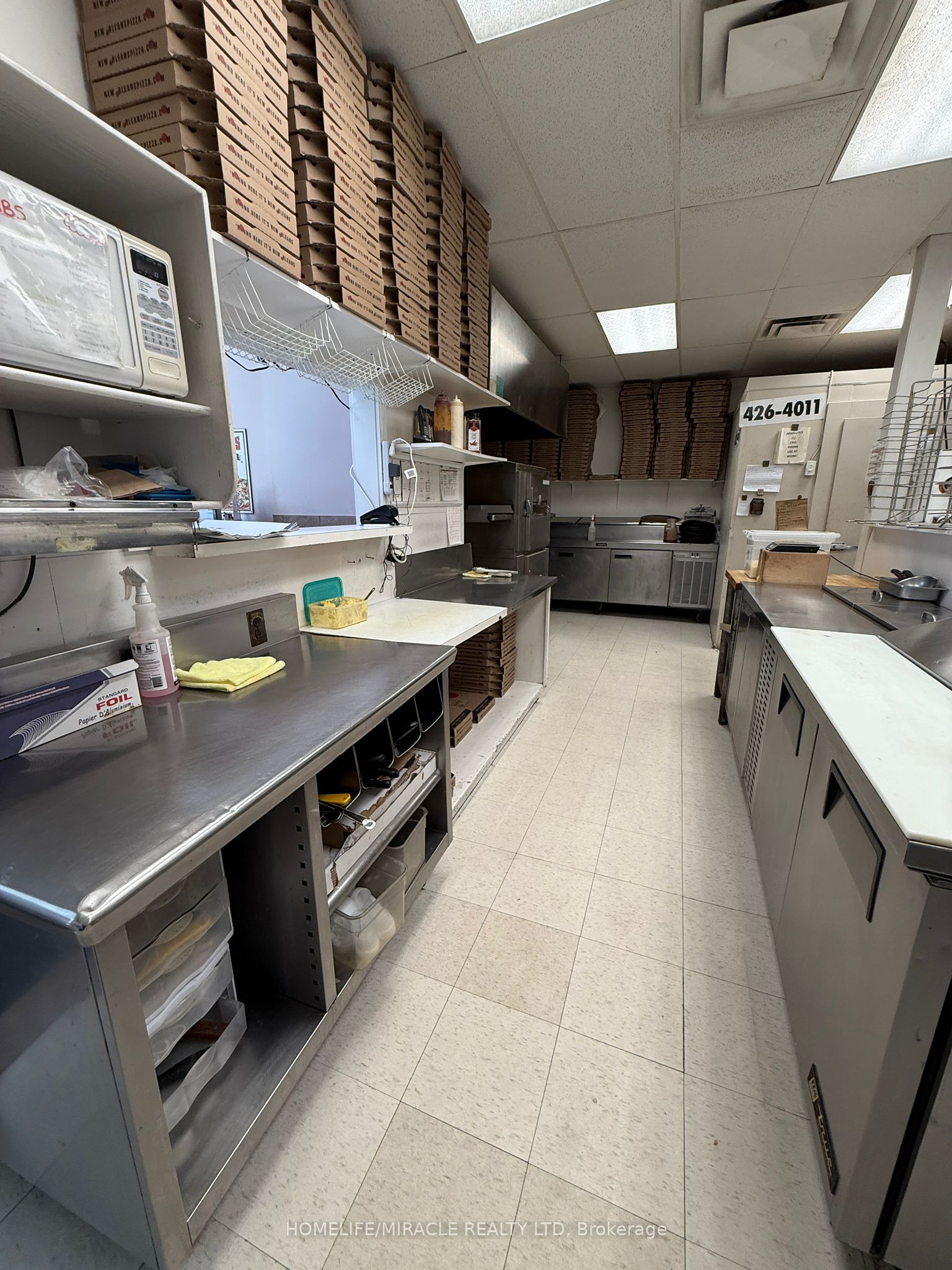 33 Colborne St S Property Photo 4