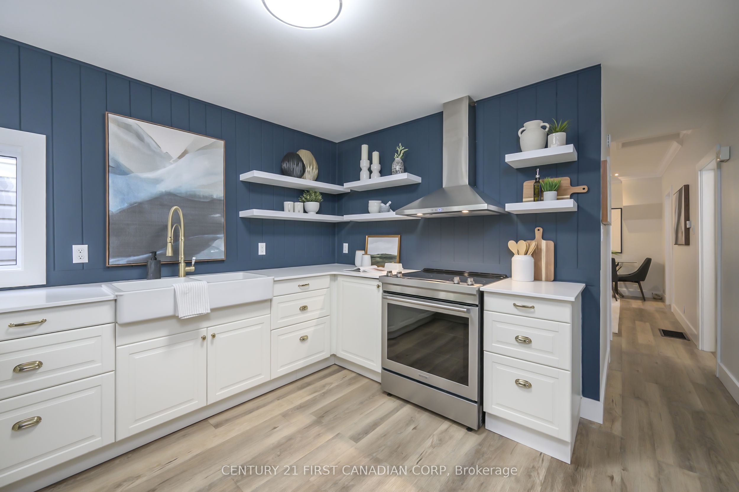 150 Colborne Street Property Photo 11