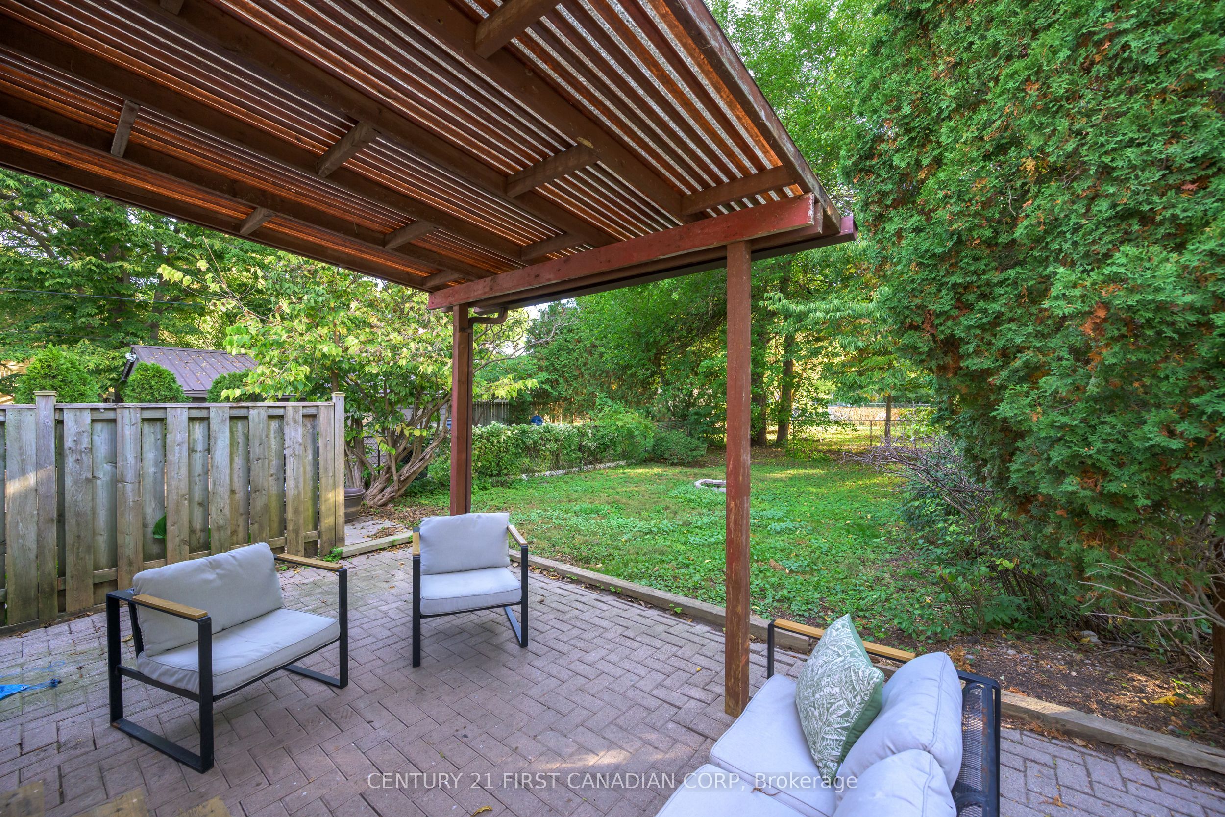 150 Colborne Street Property Photo 18