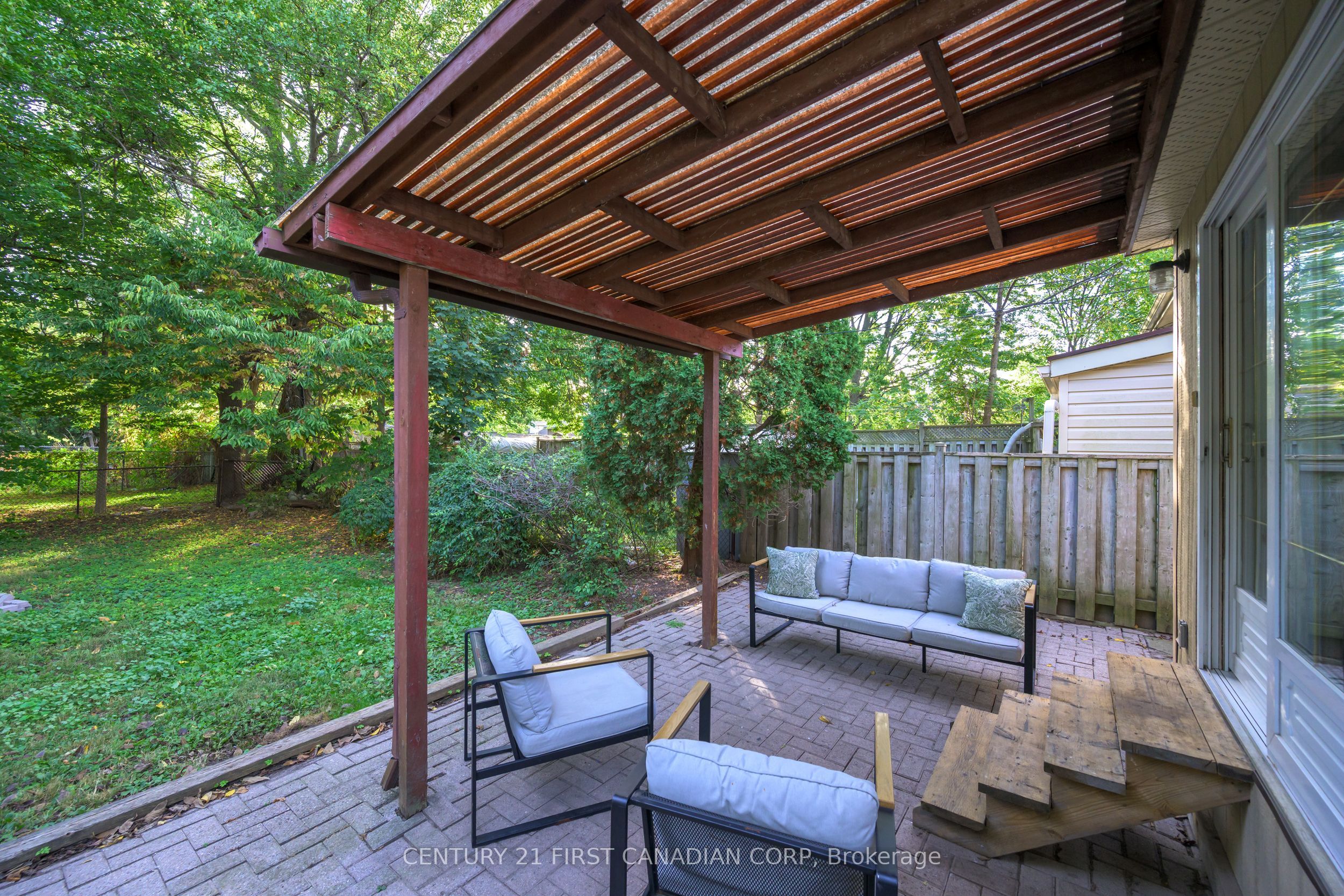 150 Colborne Street Property Photo 19