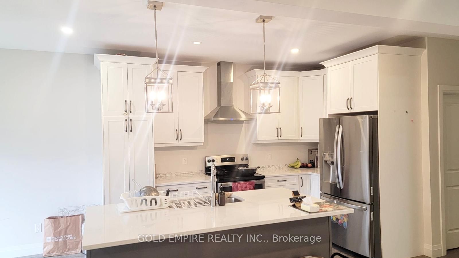 2633 Bobolink Lane Property Photo 6