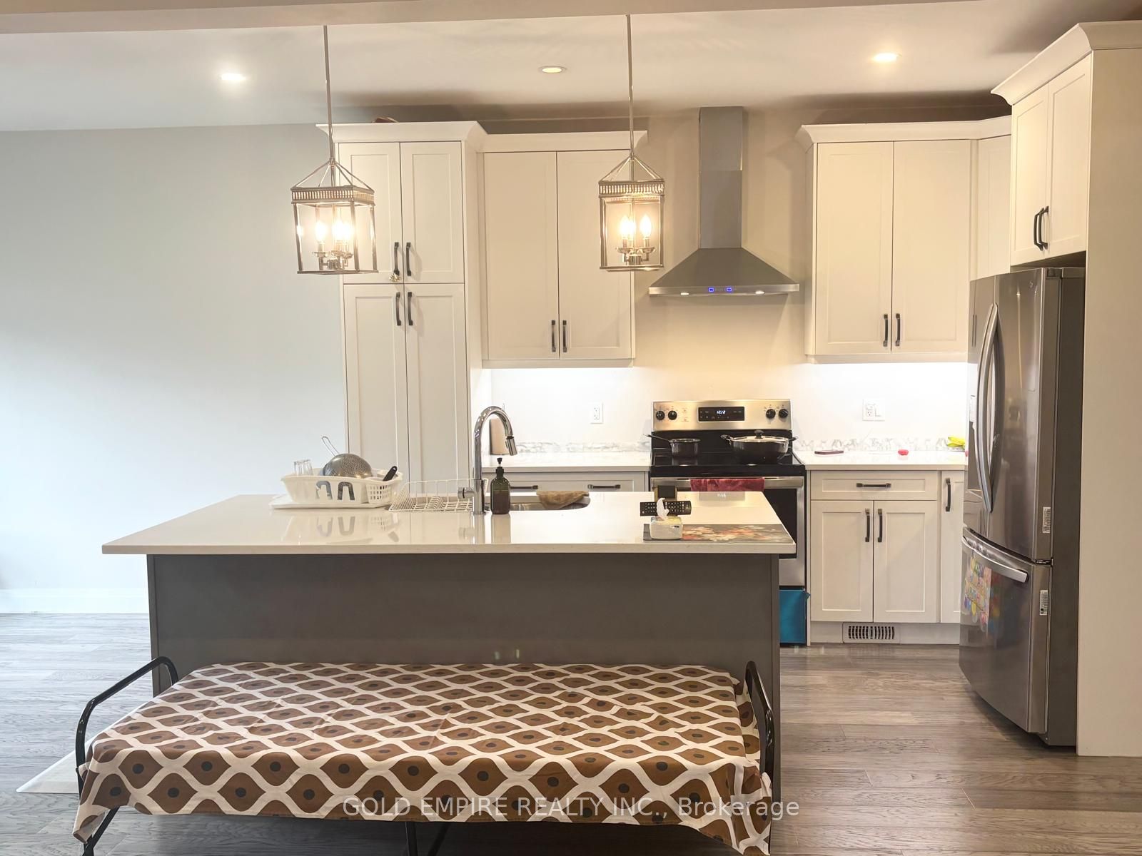 2633 Bobolink Lane Property Photo 8