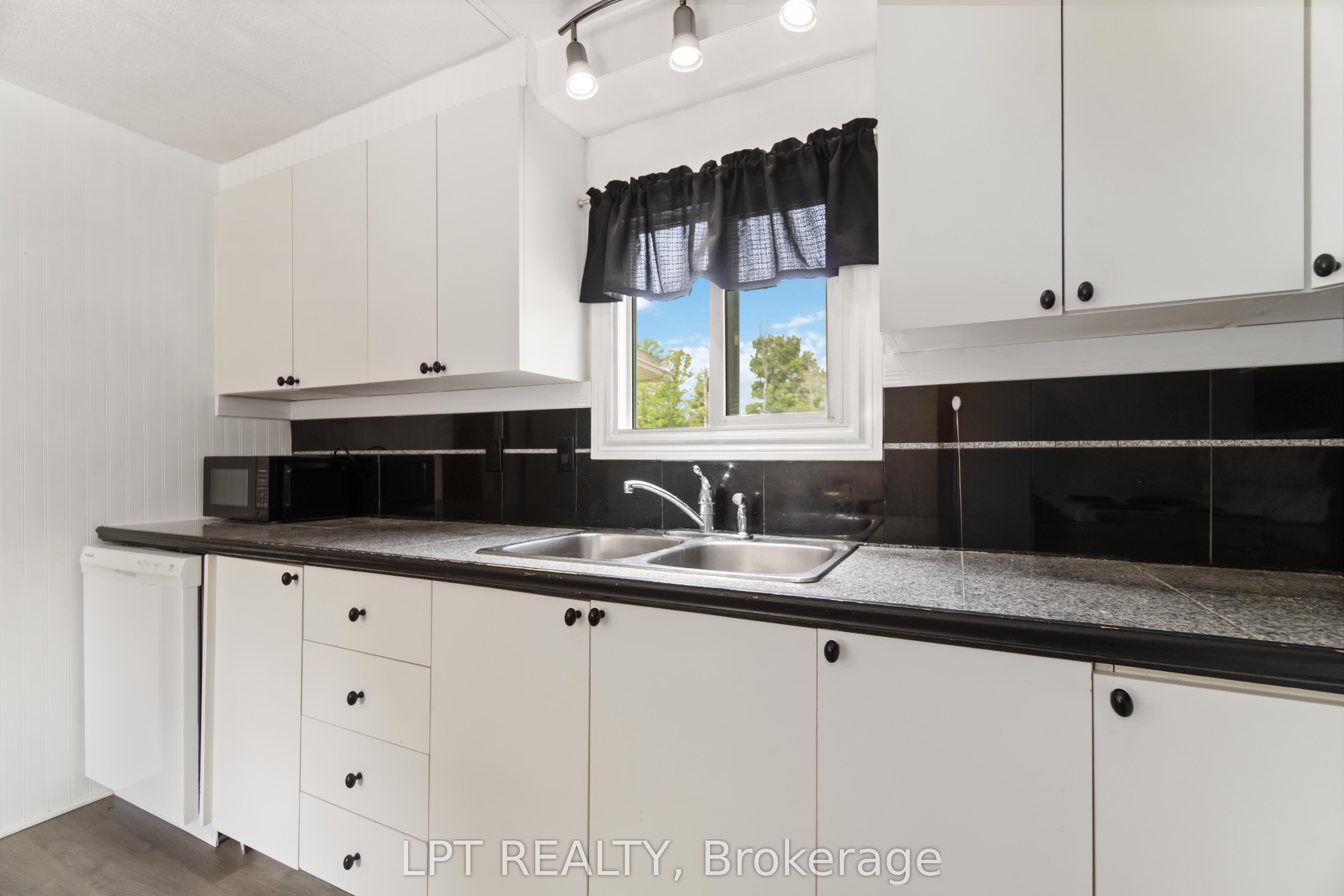 26 Salmon Side Rd Property Photo 12