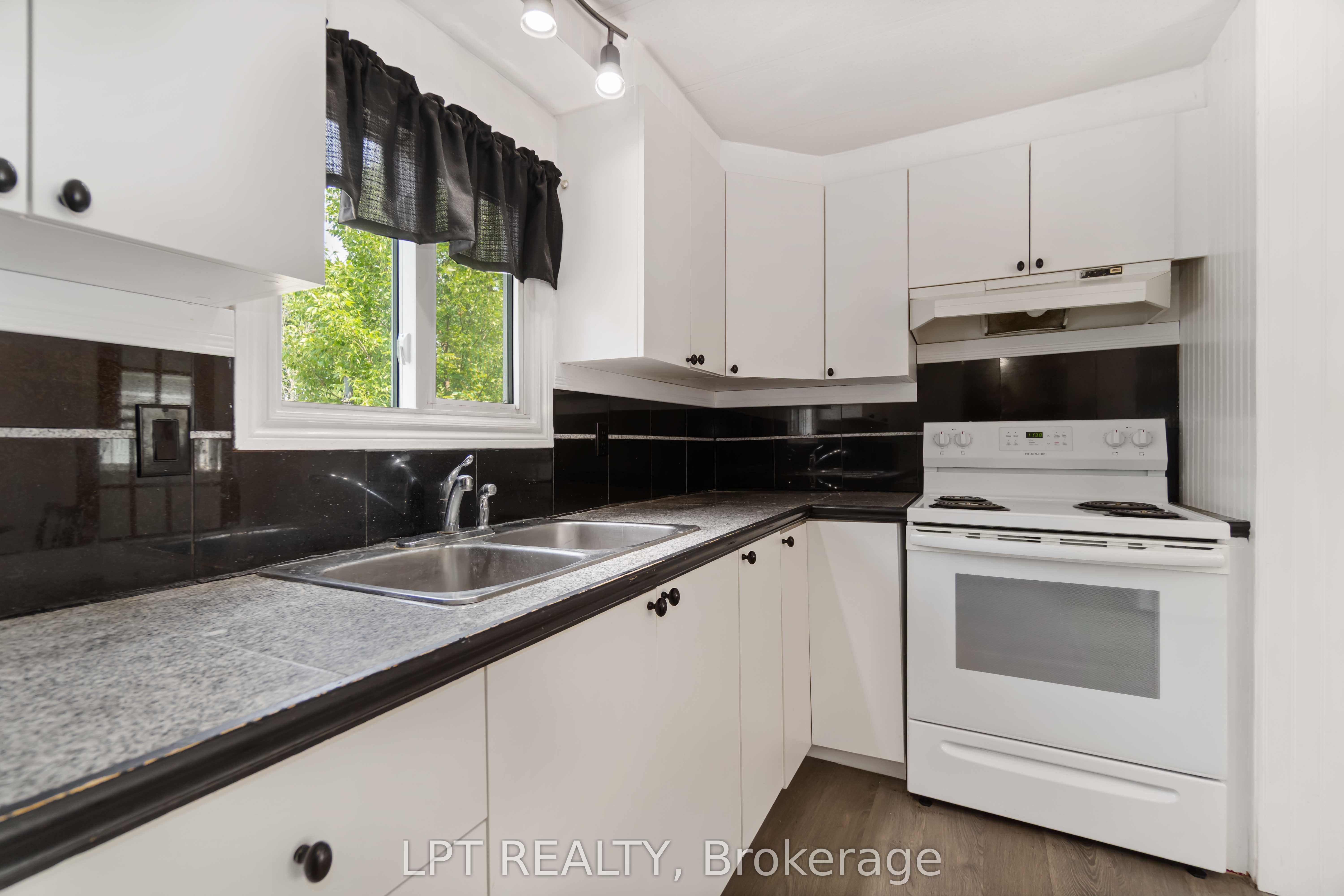 26 Salmon Side Rd Property Photo 13