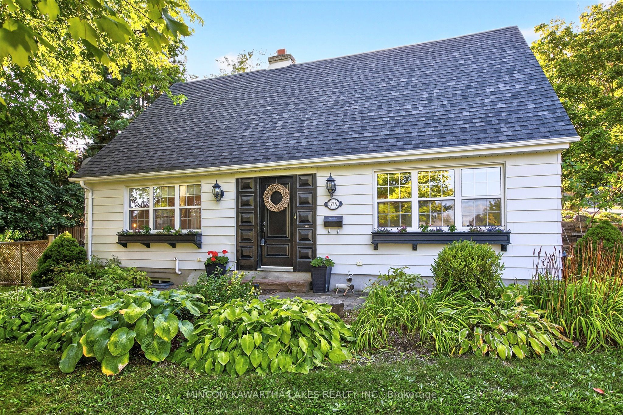 375 Albertus Avenue Property Photo 1