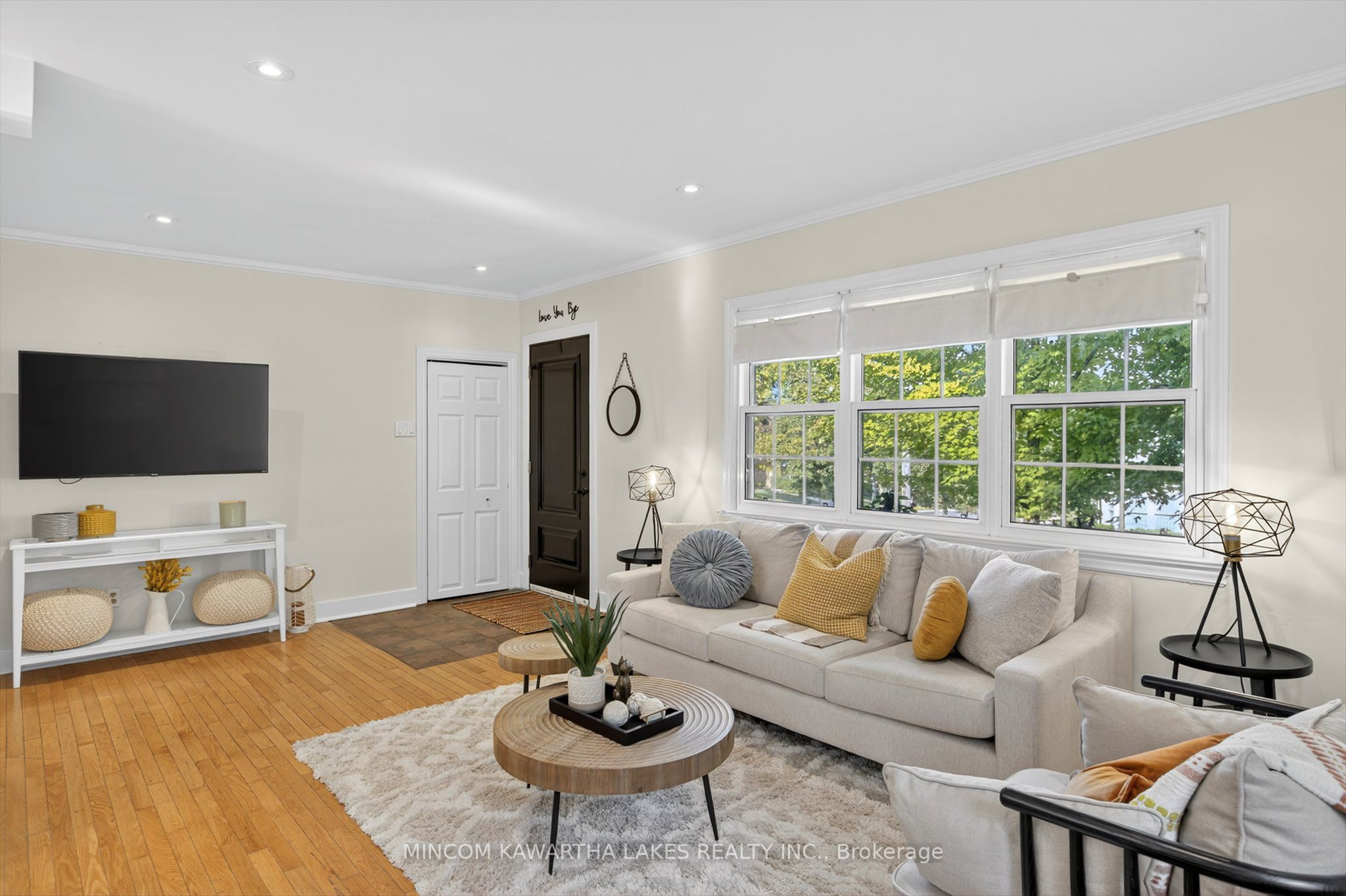 375 Albertus Avenue Property Photo 5