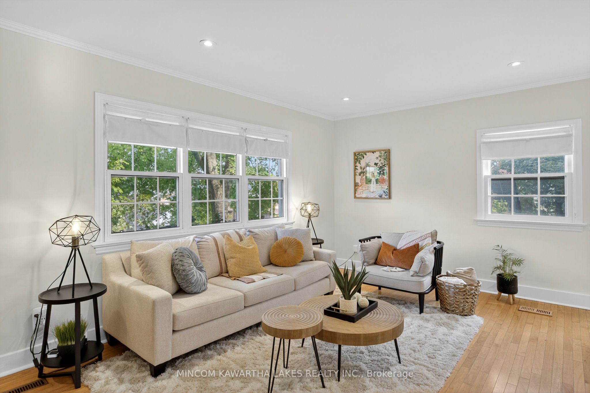 375 Albertus Avenue Property Photo 6