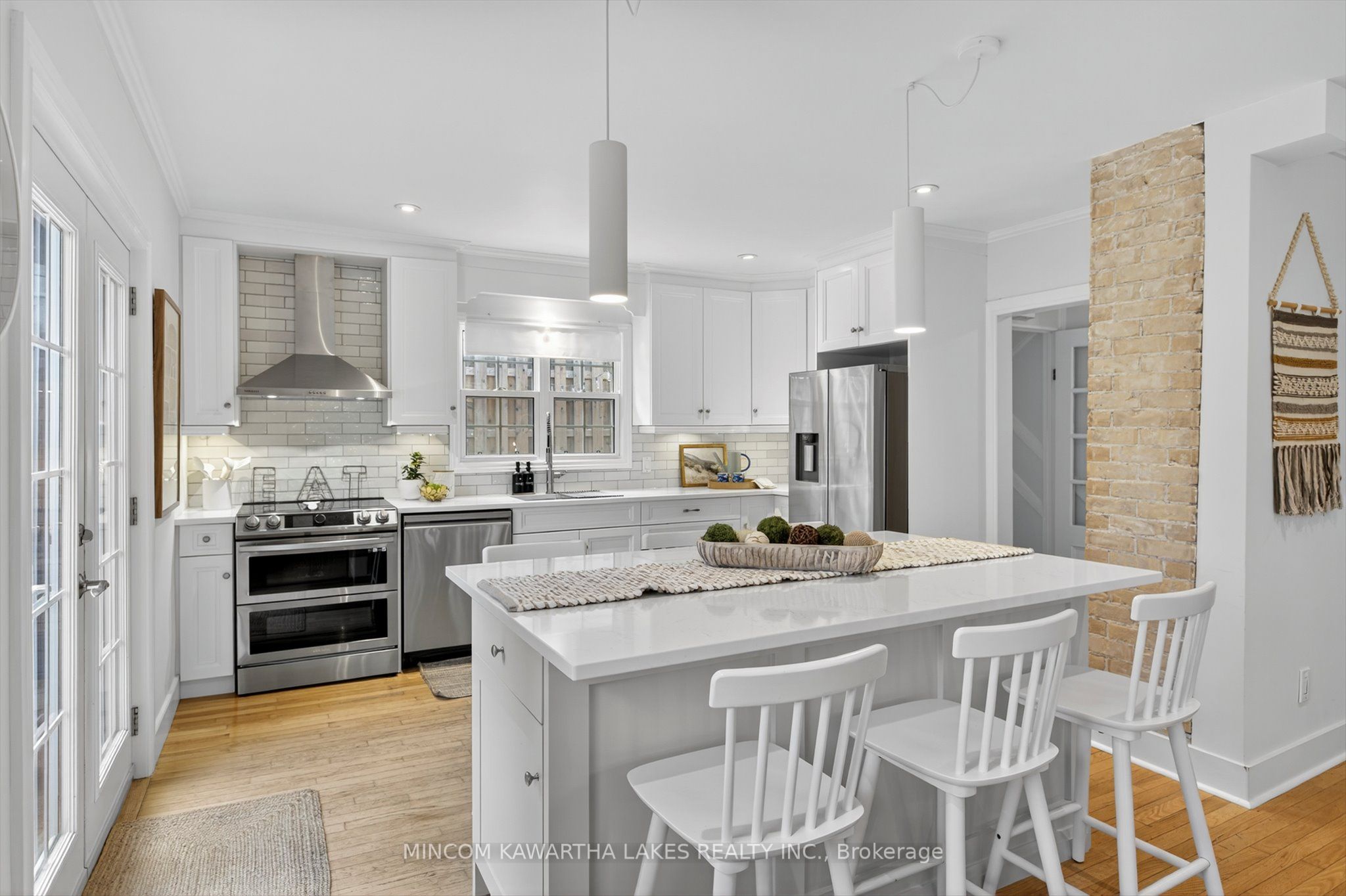 375 Albertus Avenue Property Photo 8