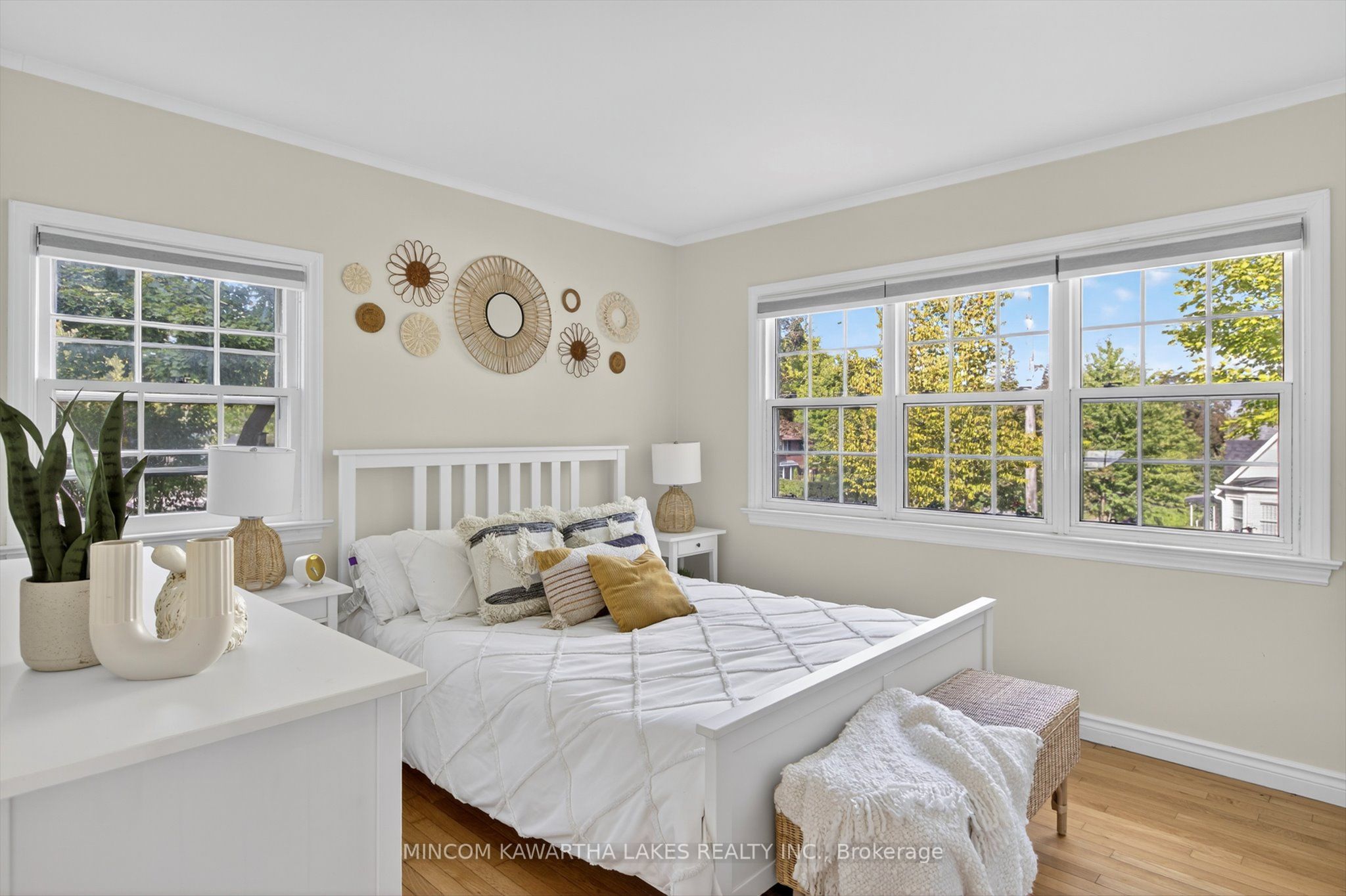 375 Albertus Avenue Property Photo 14