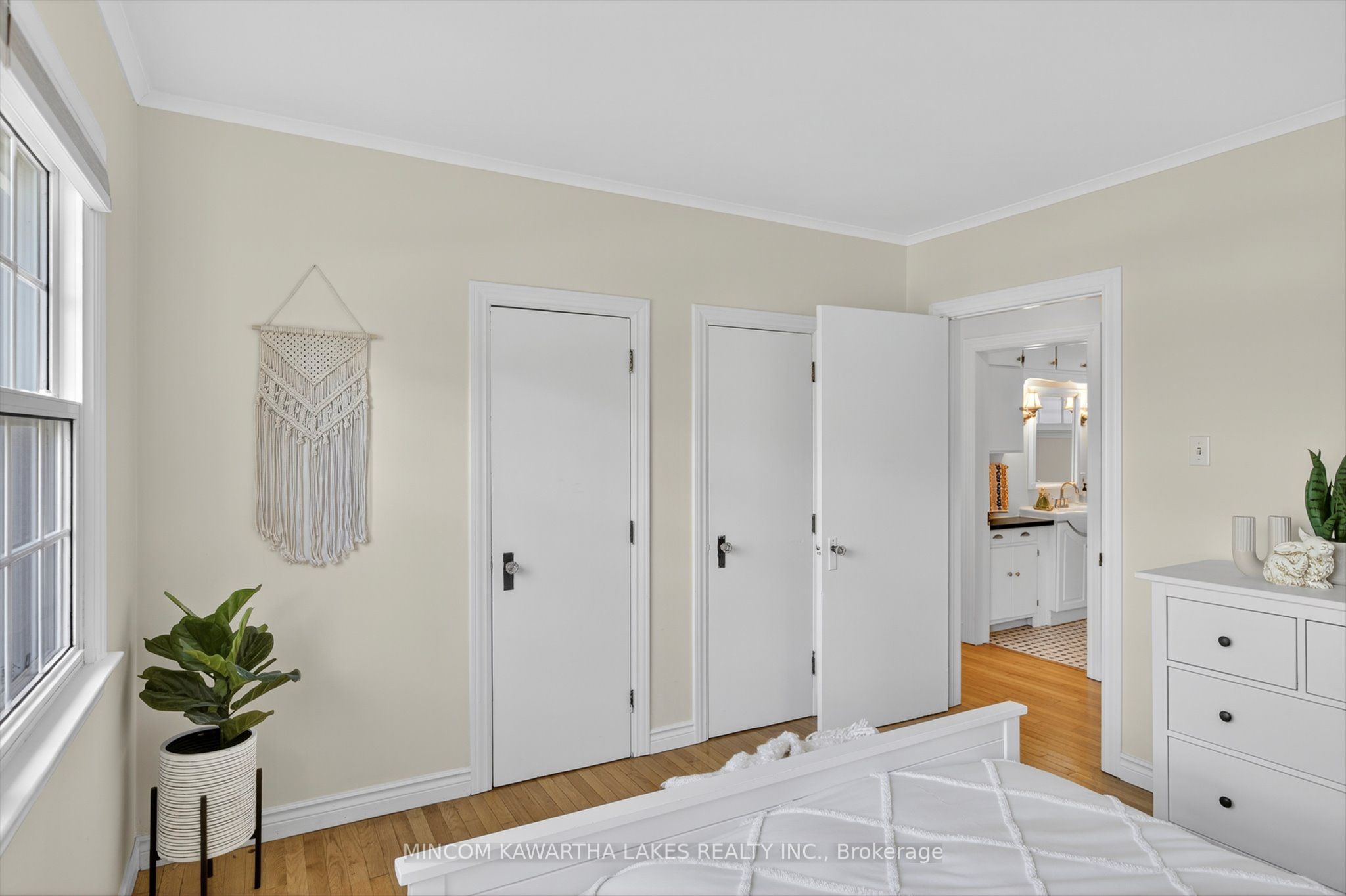 375 Albertus Avenue Property Photo 16