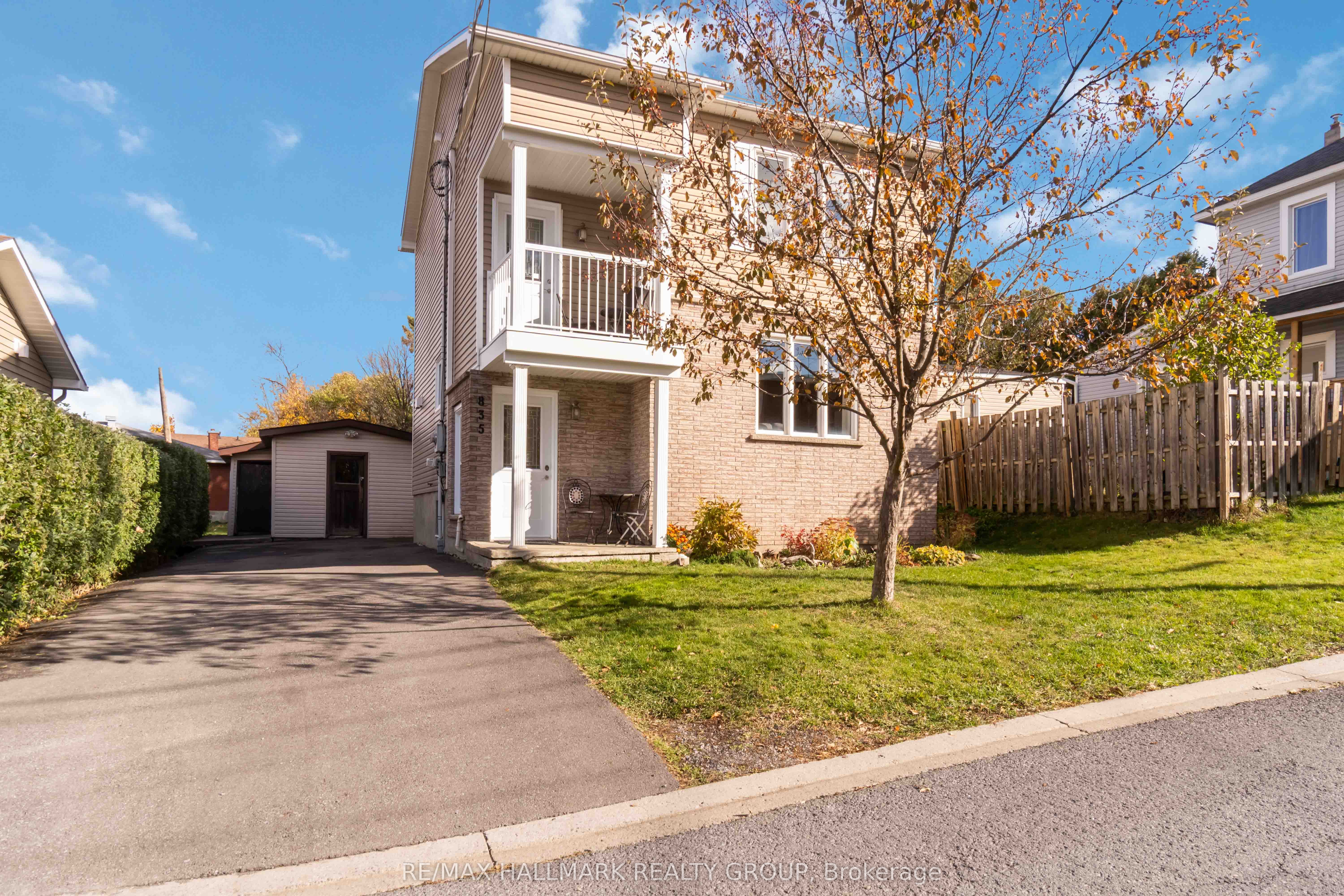 835 Powers Street Property Photo 2