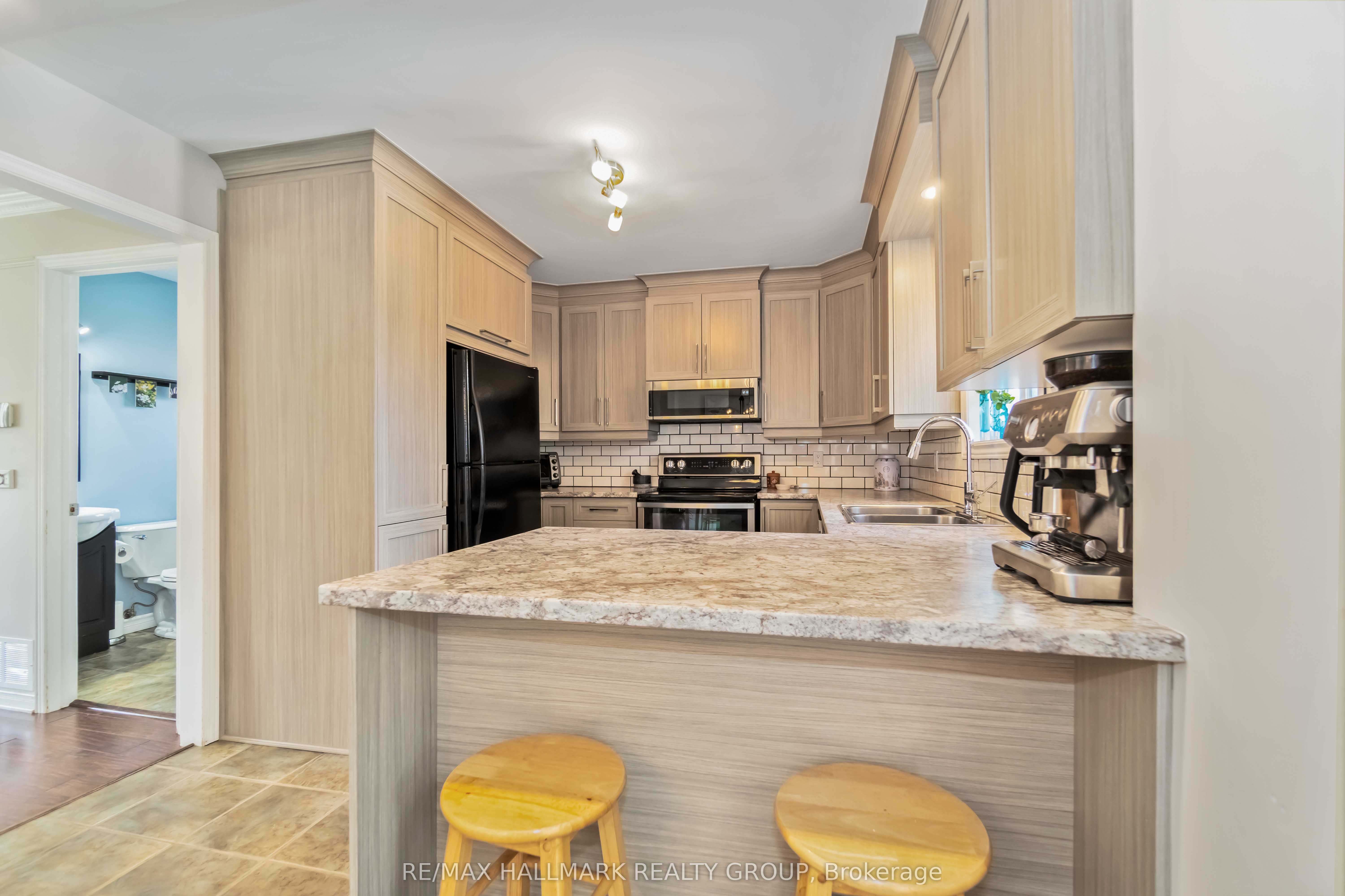 835 Powers Street Property Photo 10