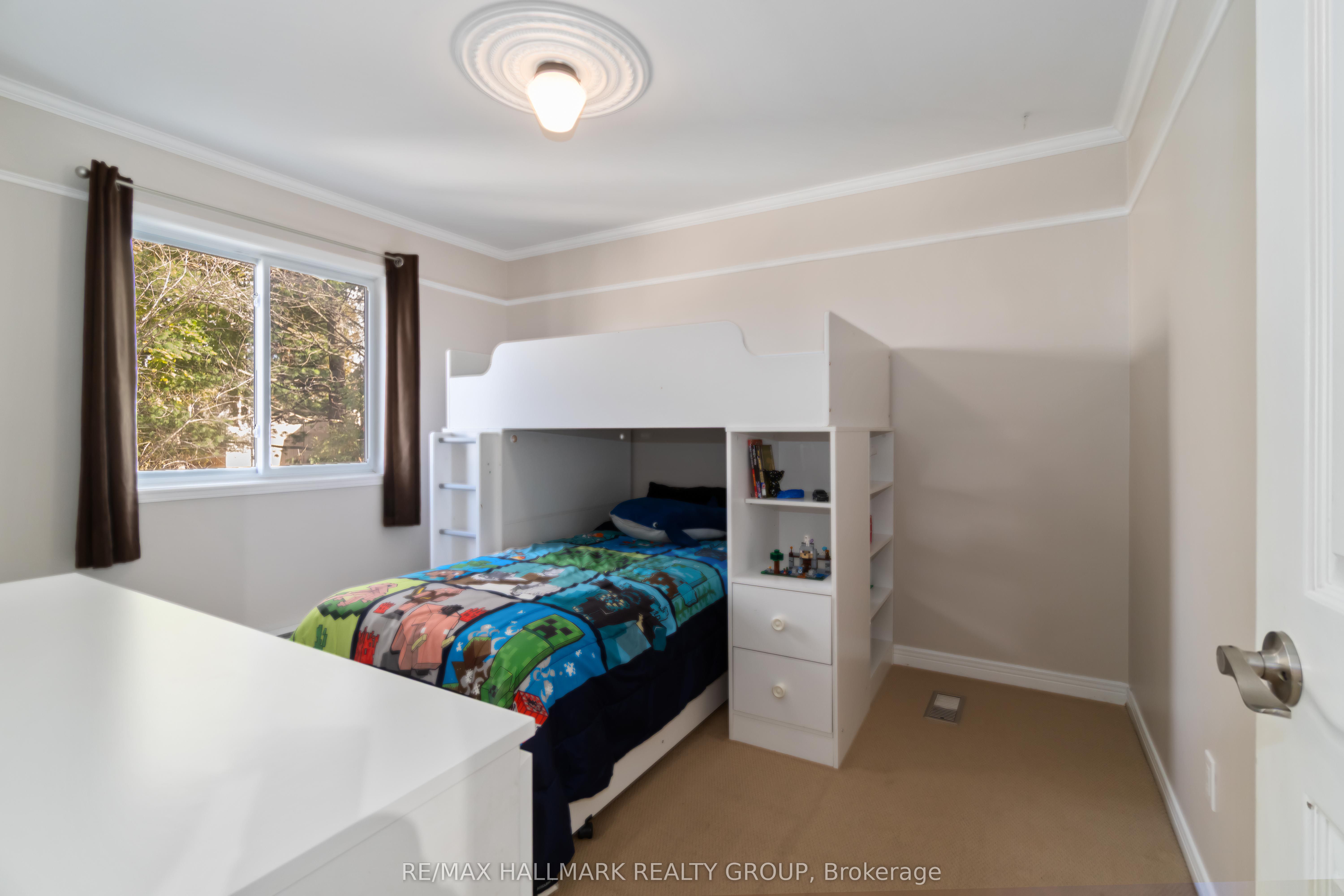 835 Powers Street Property Photo 23