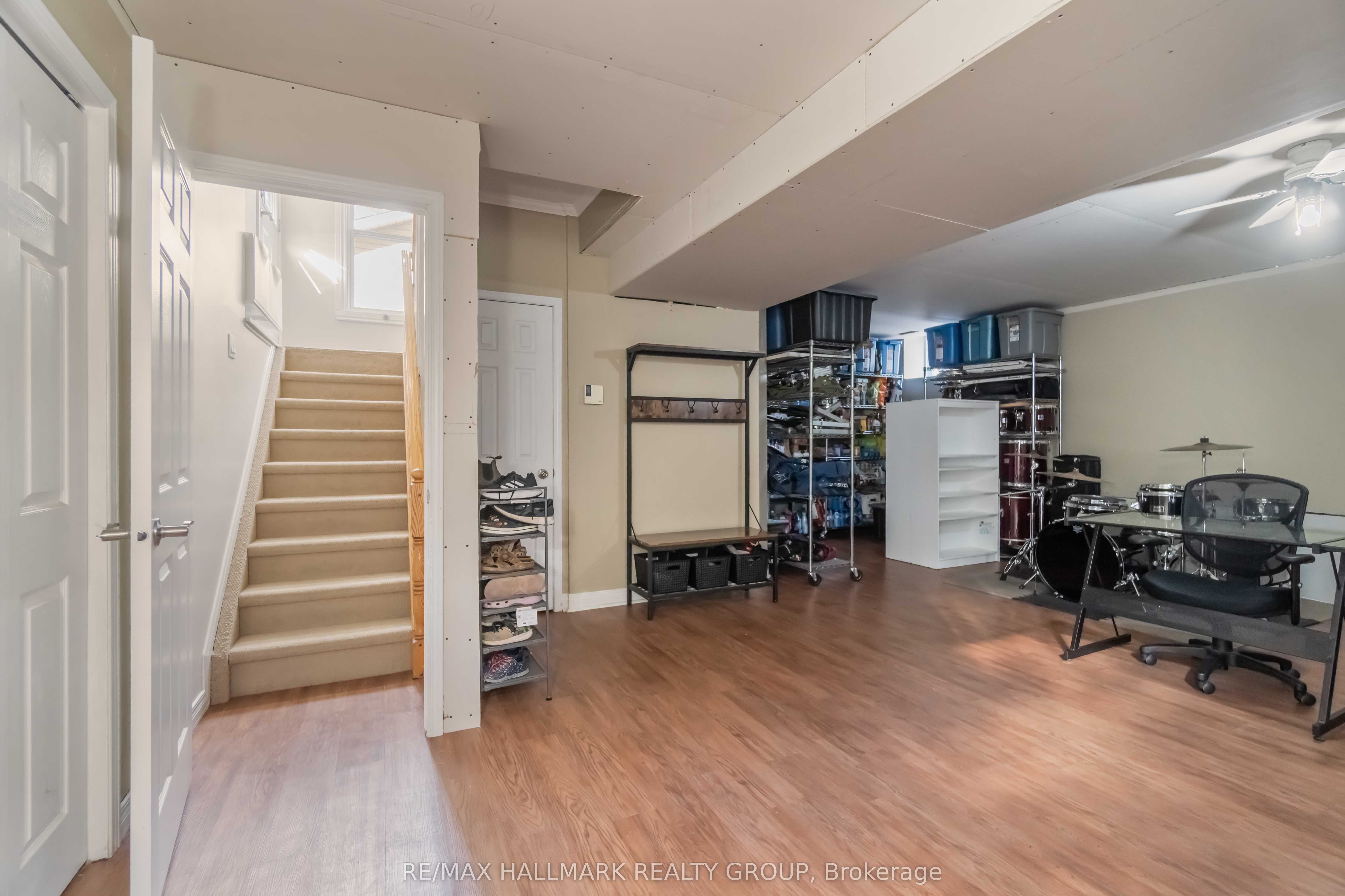 835 Powers Street Property Photo 27