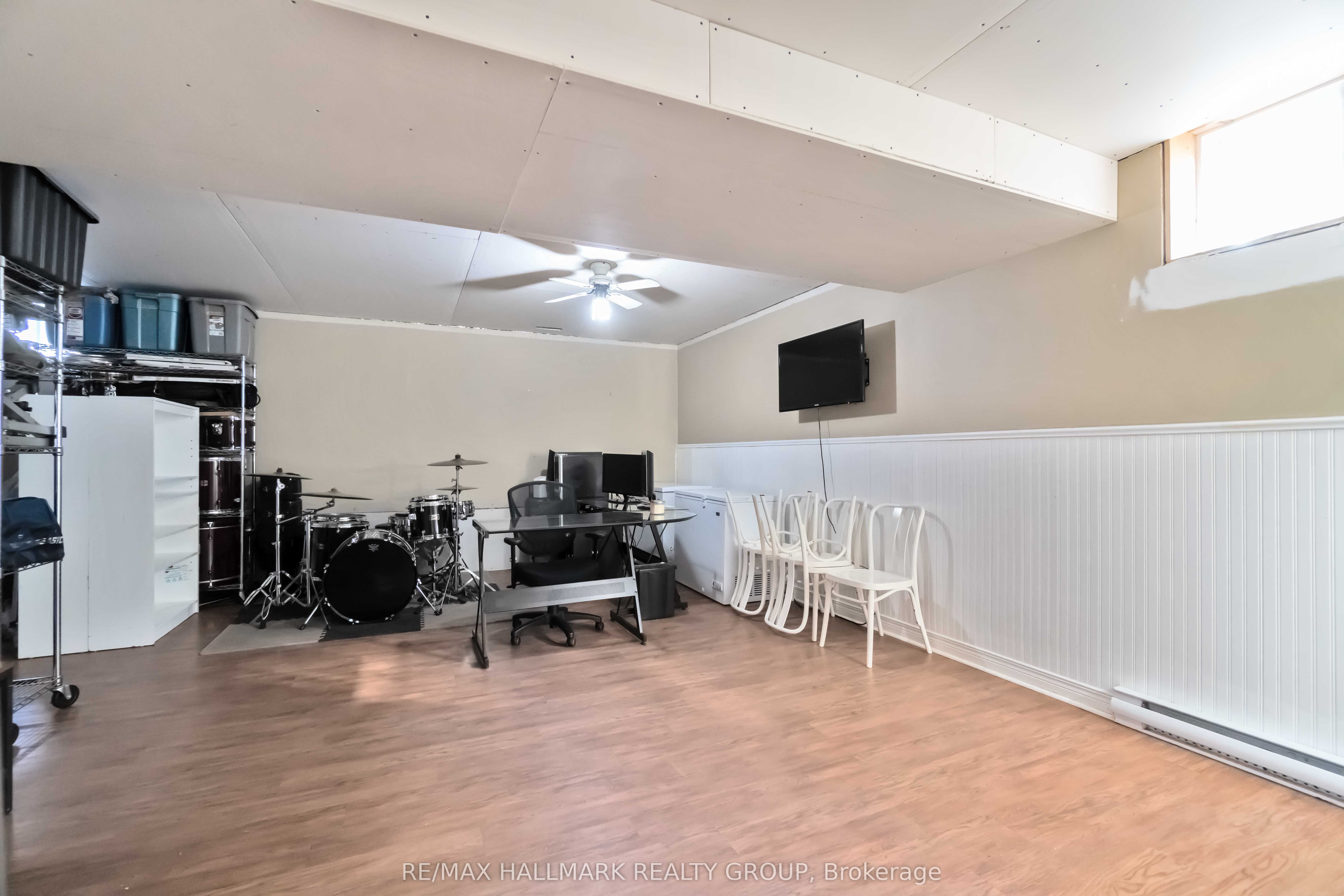 835 Powers Street Property Photo 28