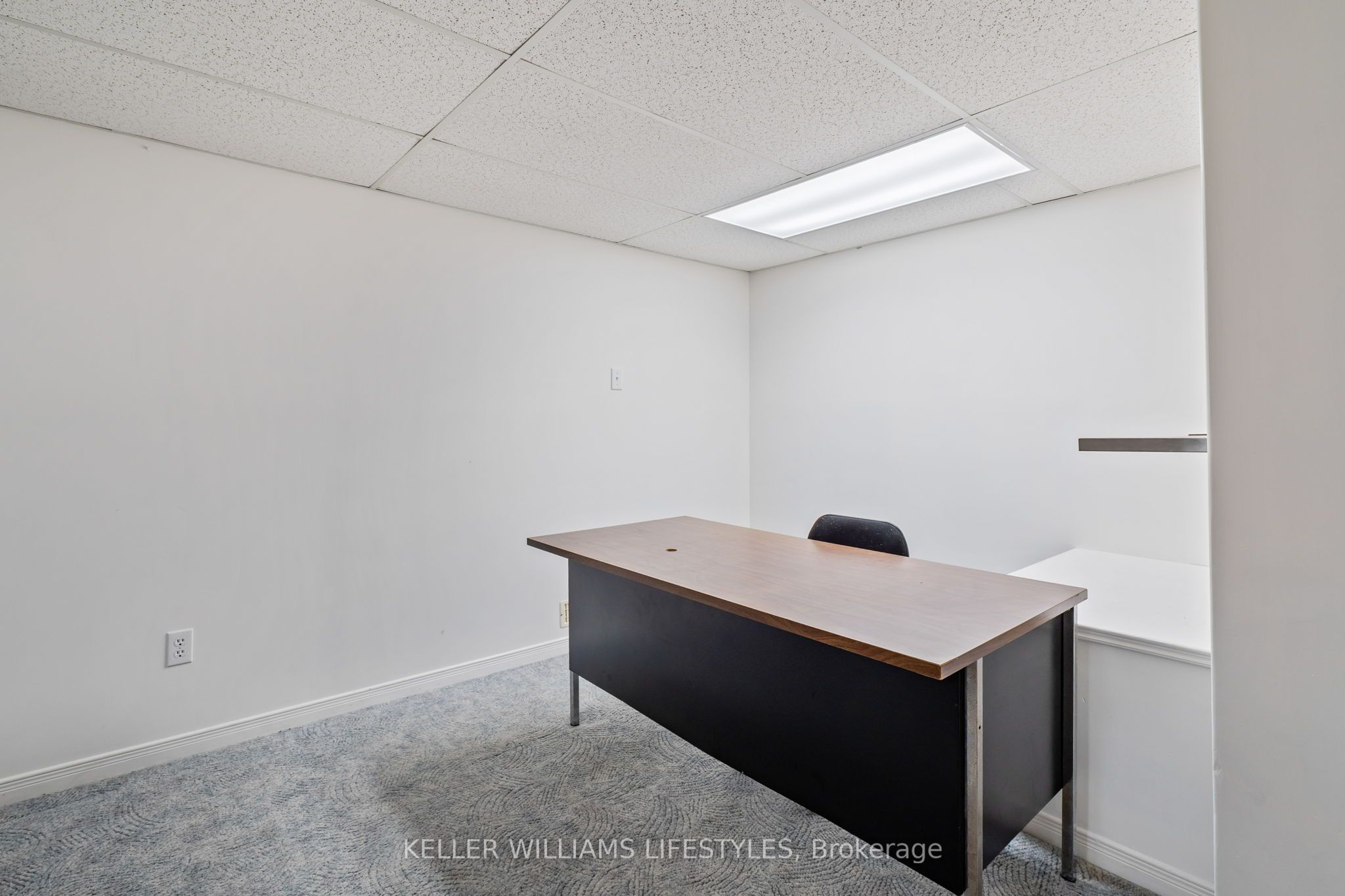 200 Bournemouth Dr Property Photo 34