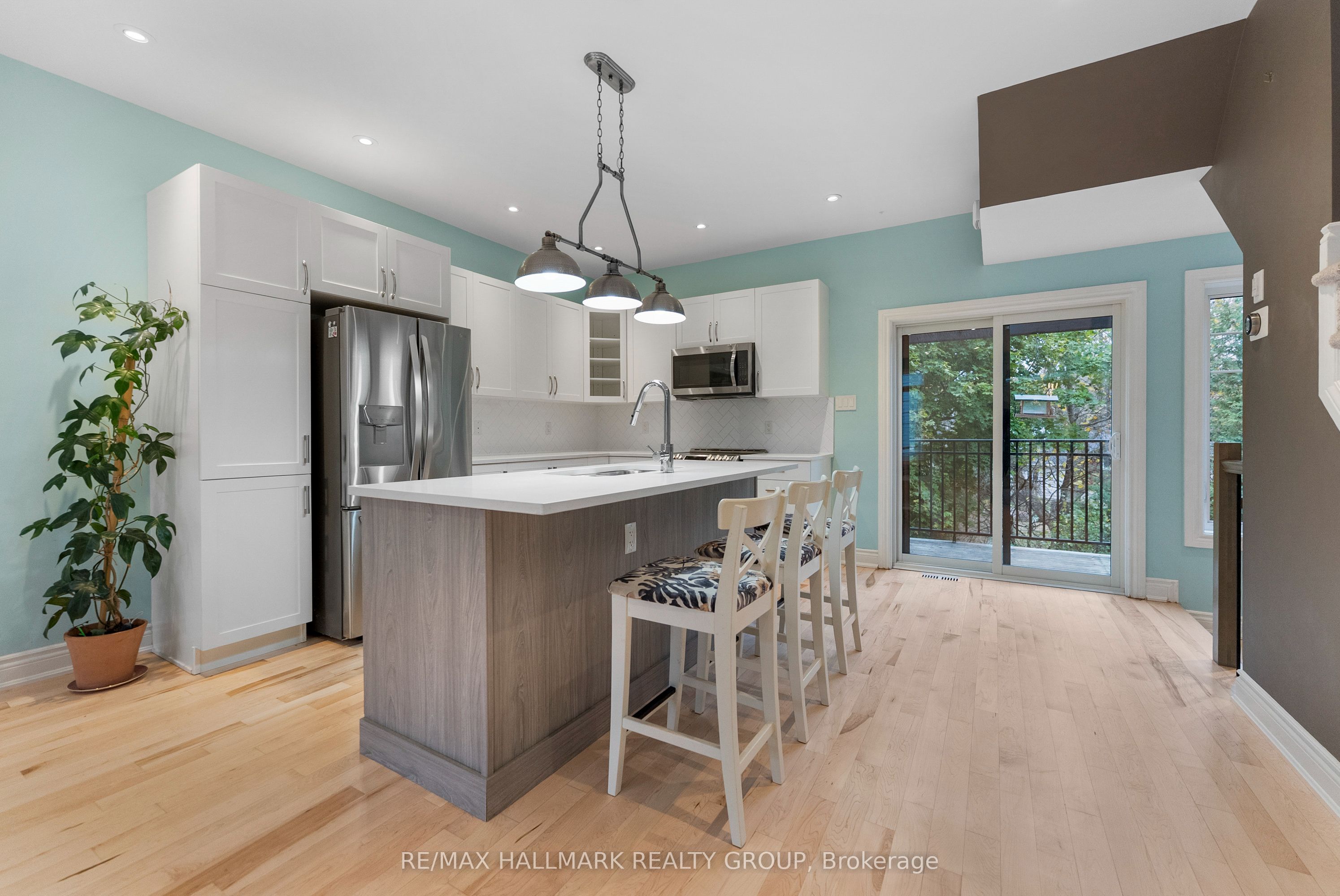 710 Reverie Priv Property Photo 7