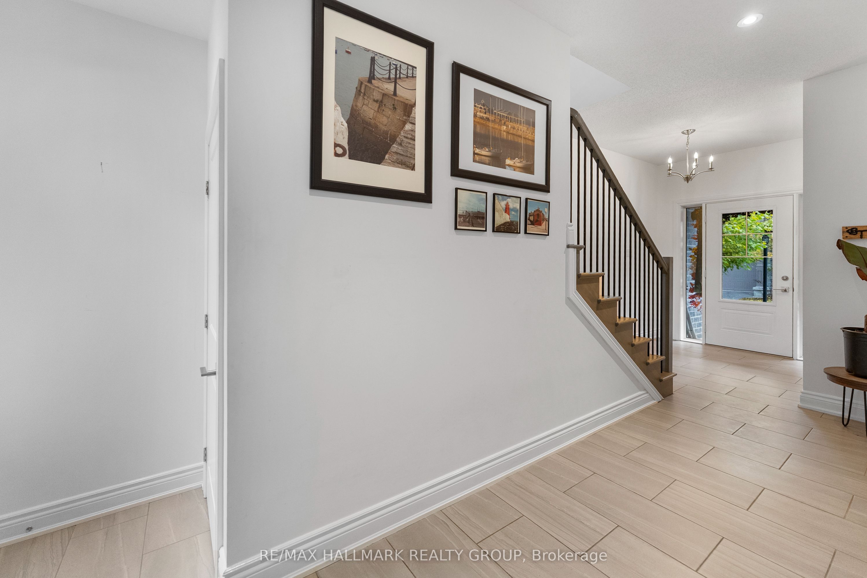 710 Reverie Priv Property Photo 13