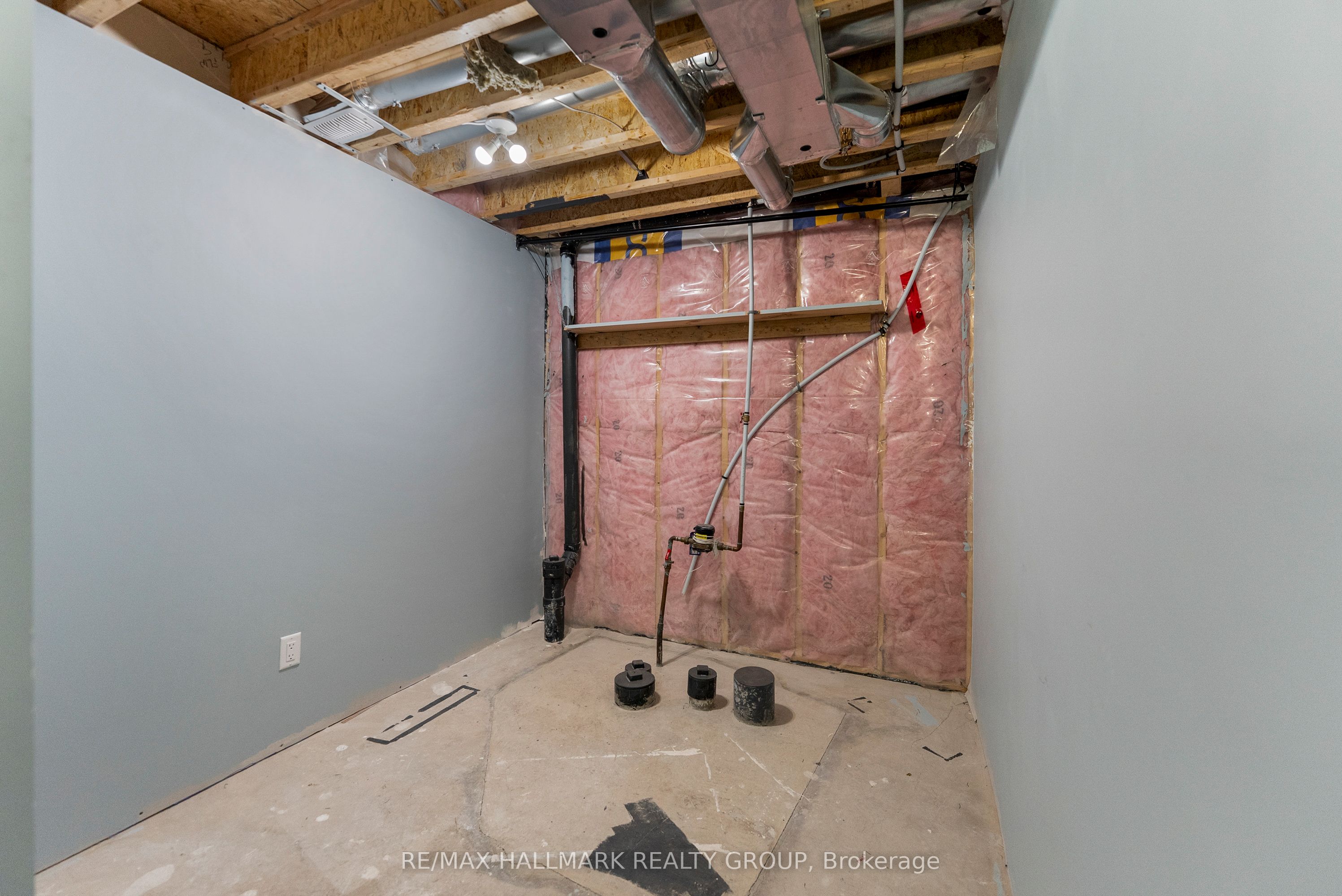 710 Reverie Priv Property Photo 23