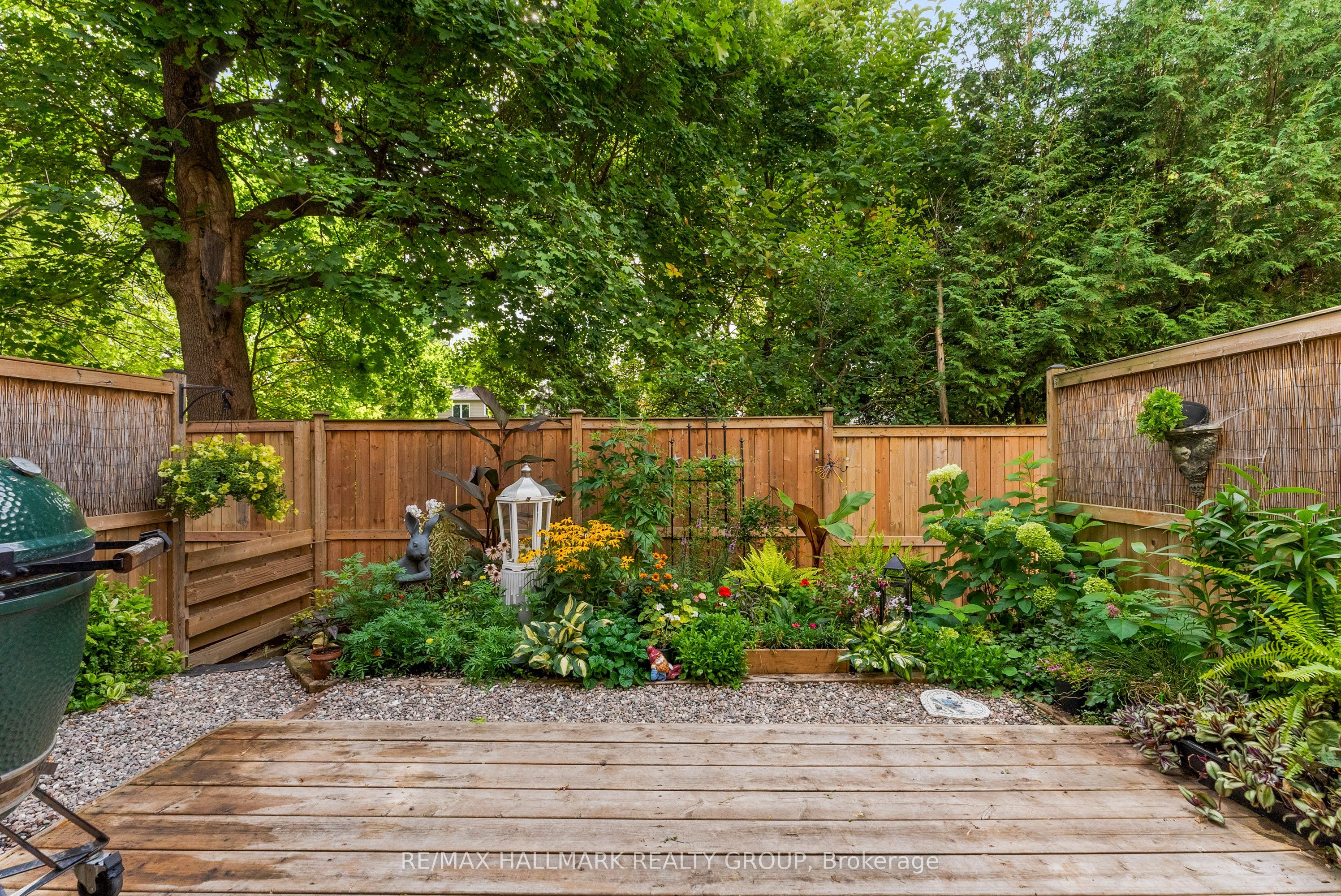 710 Reverie Priv Property Photo 33