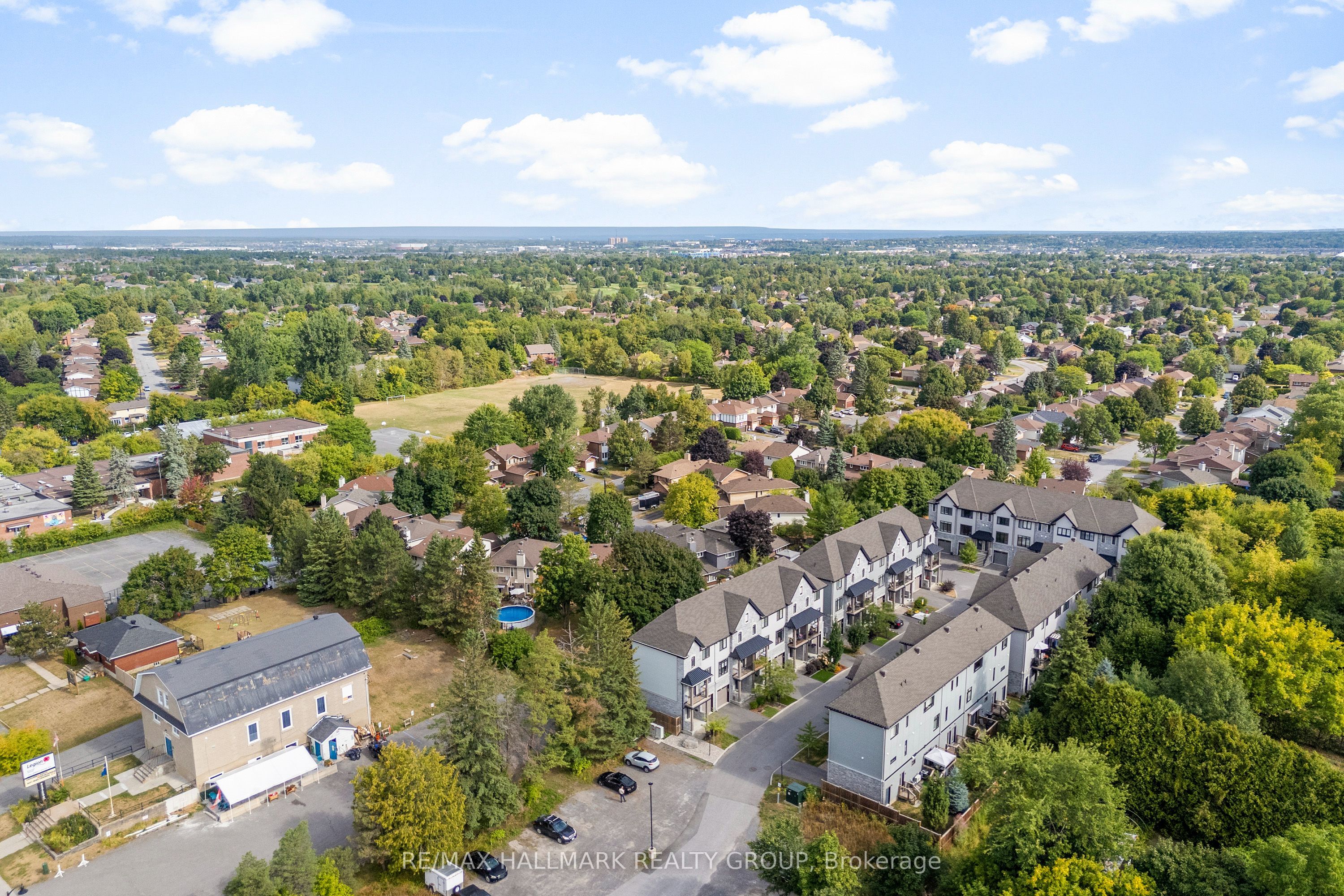 710 Reverie Priv Property Photo 38