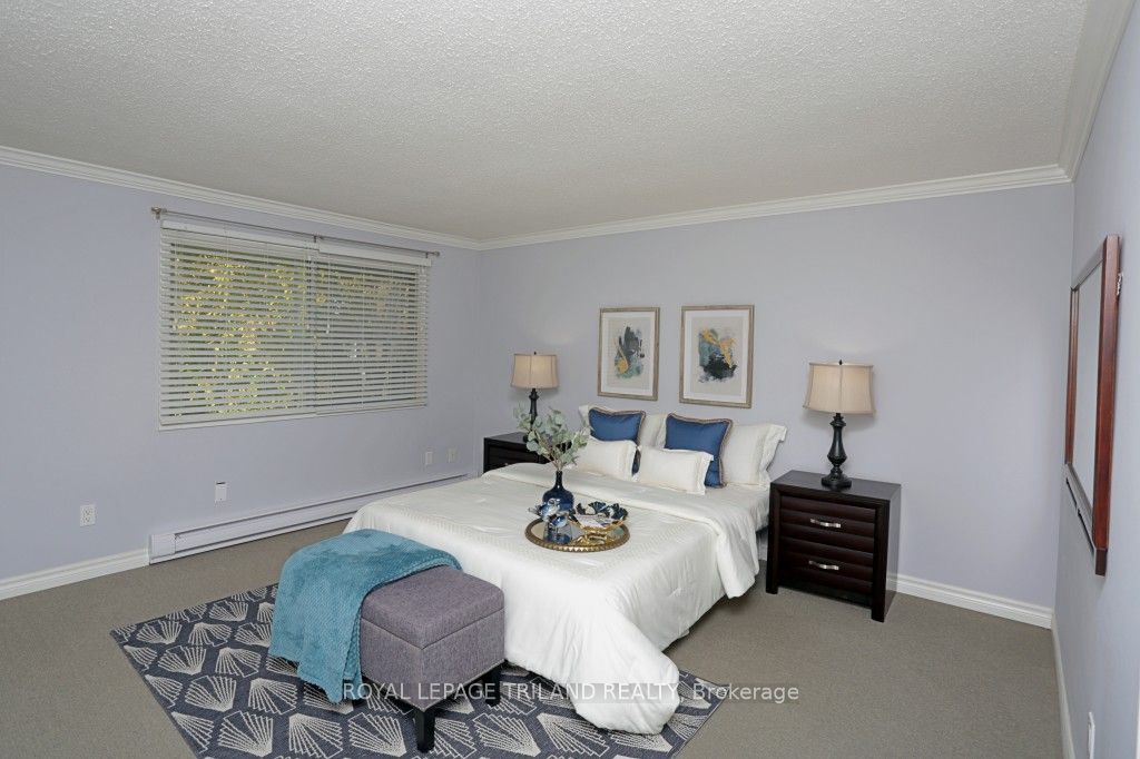 152 Monmore Rd Property Photo 13