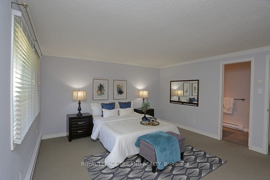 152 Monmore Rd Property Photo 14