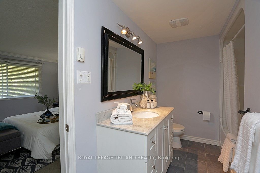 152 Monmore Rd Property Photo 19