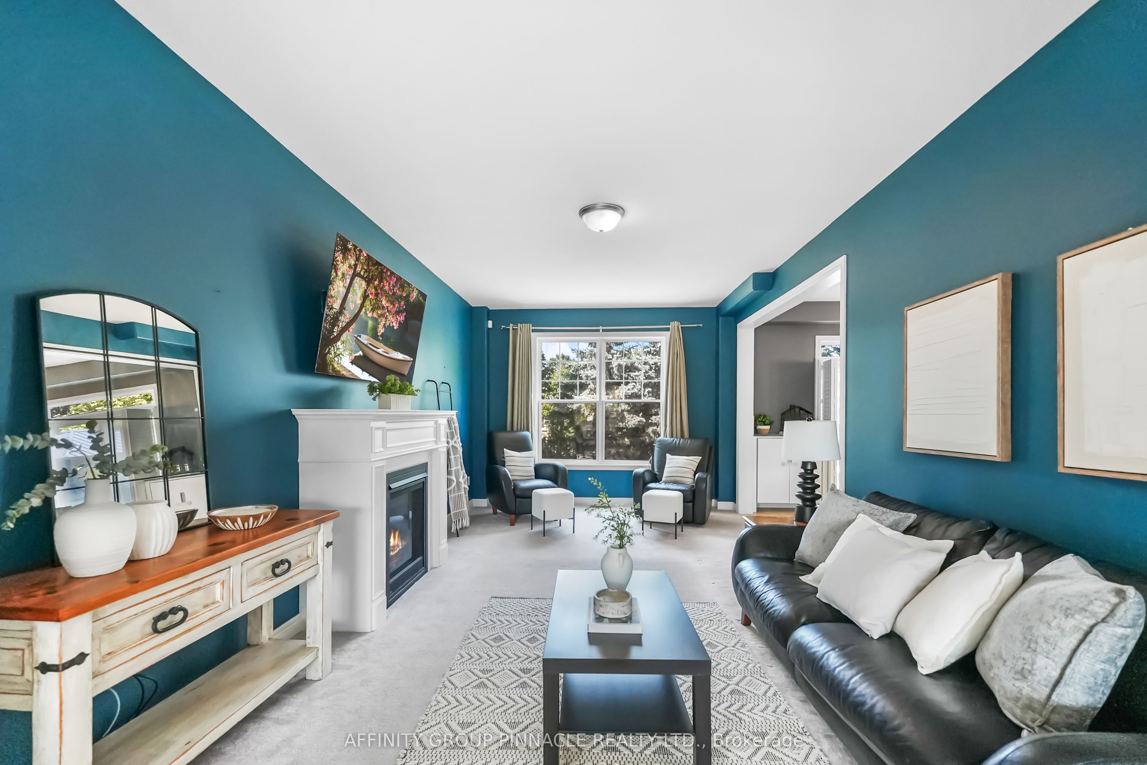 7 Brackendale Trail Property Photo 4