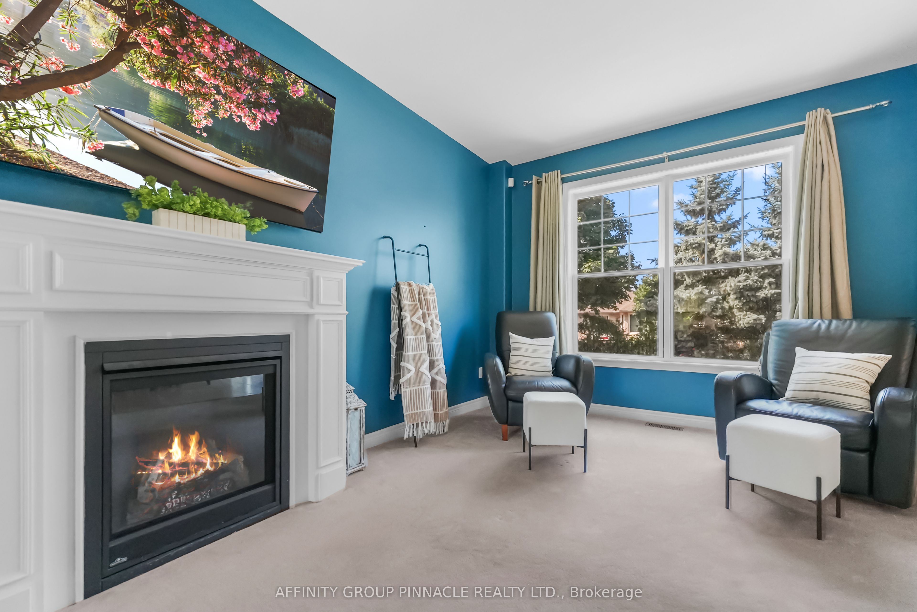 7 Brackendale Trail Property Photo 6