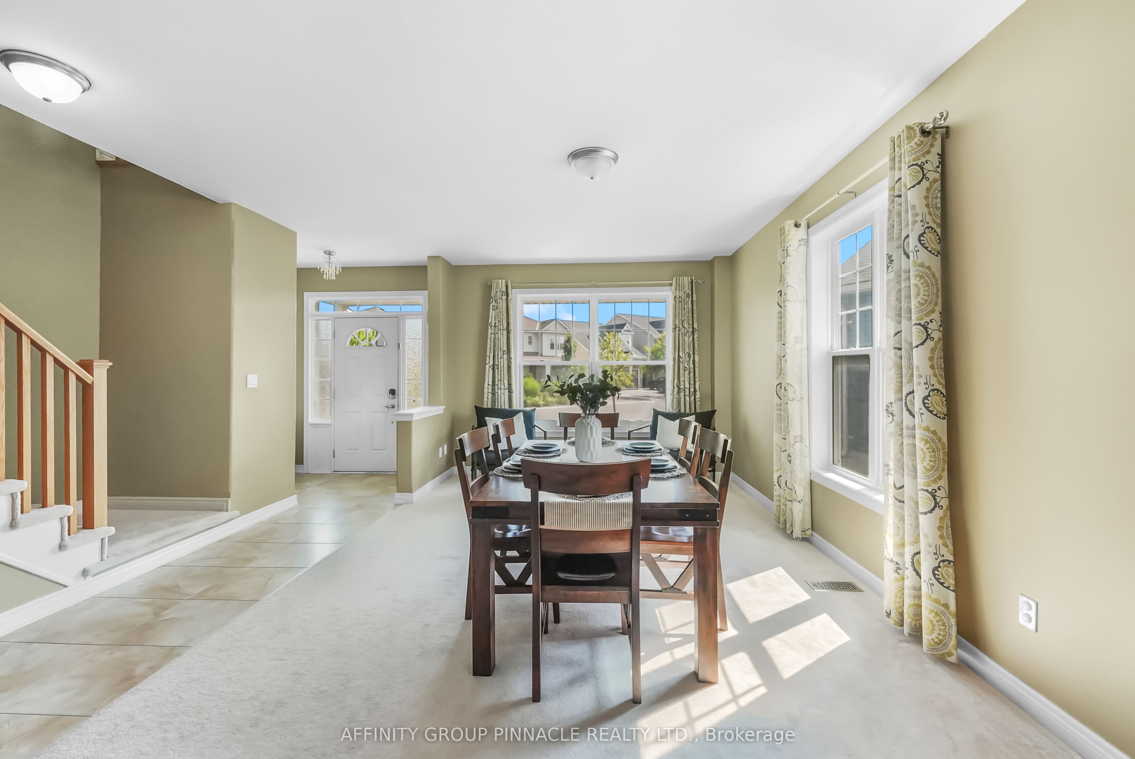 7 Brackendale Trail Property Photo 7