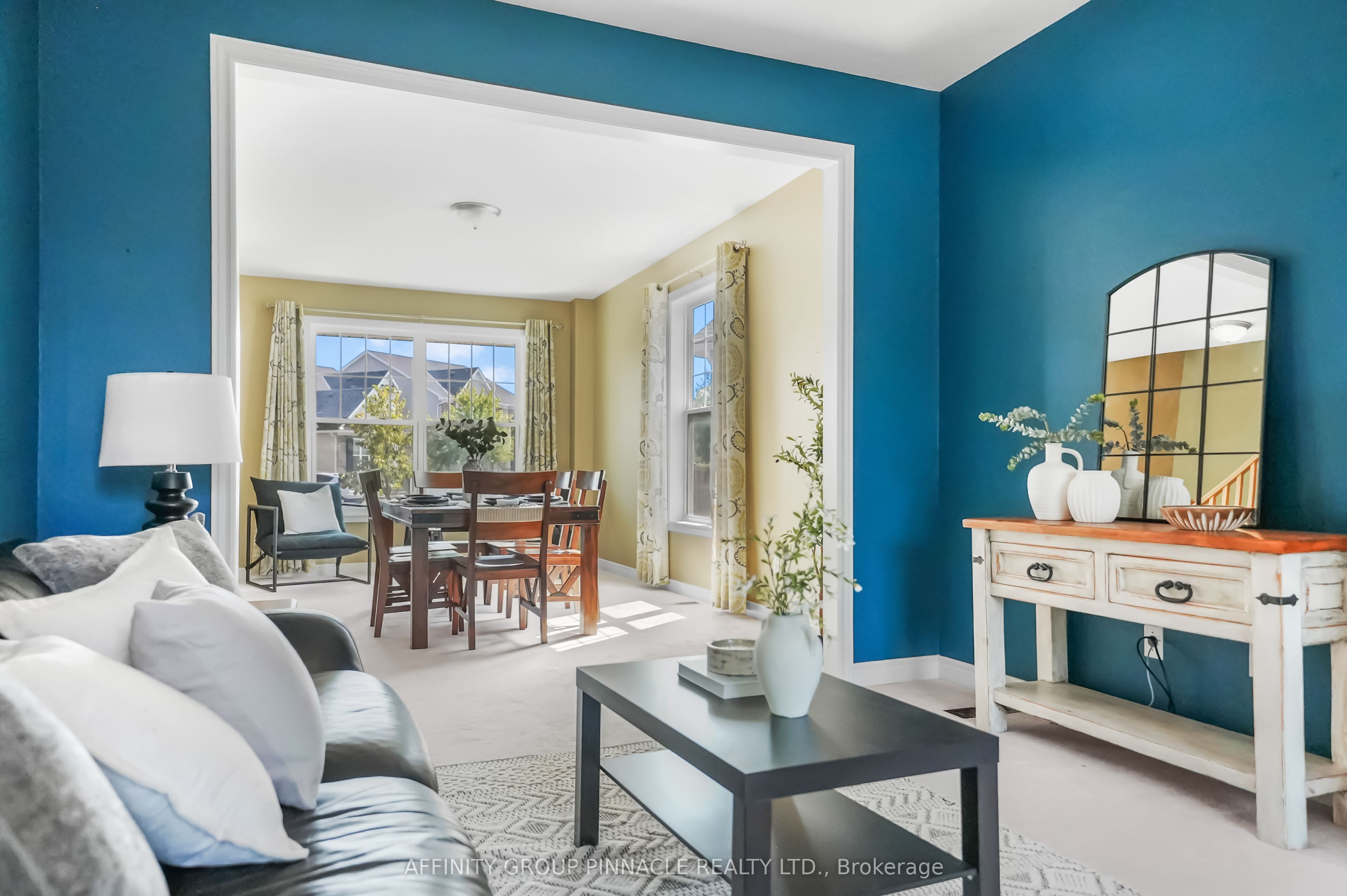 7 Brackendale Trail Property Photo 9