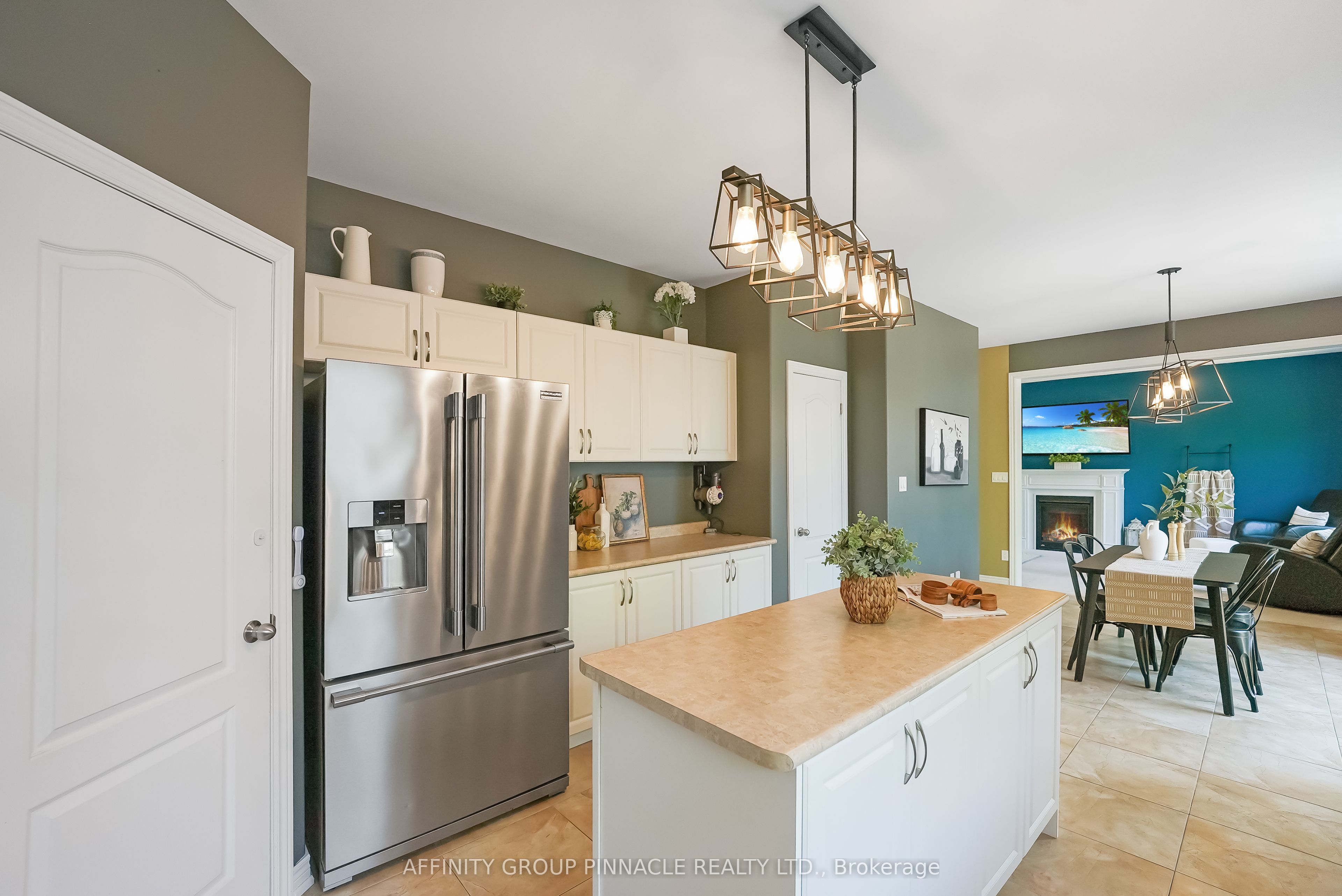 7 Brackendale Trail Property Photo 12